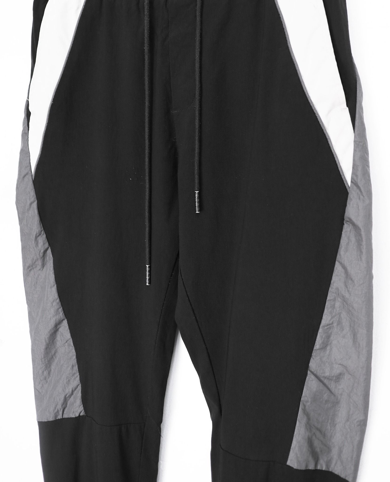 09.30.22 - VTG JOGGER WIND PANTS - NEW BORN