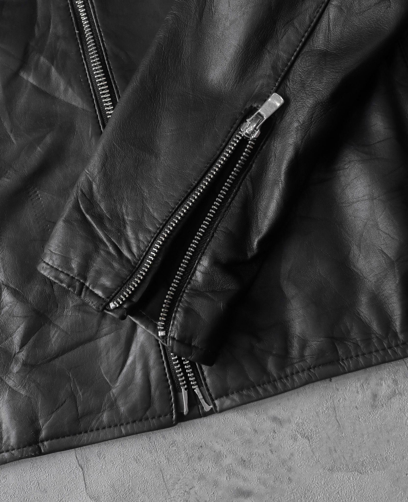 02.10.24 - VTG LEATHER RIDER JACKET - ABA HOUSE