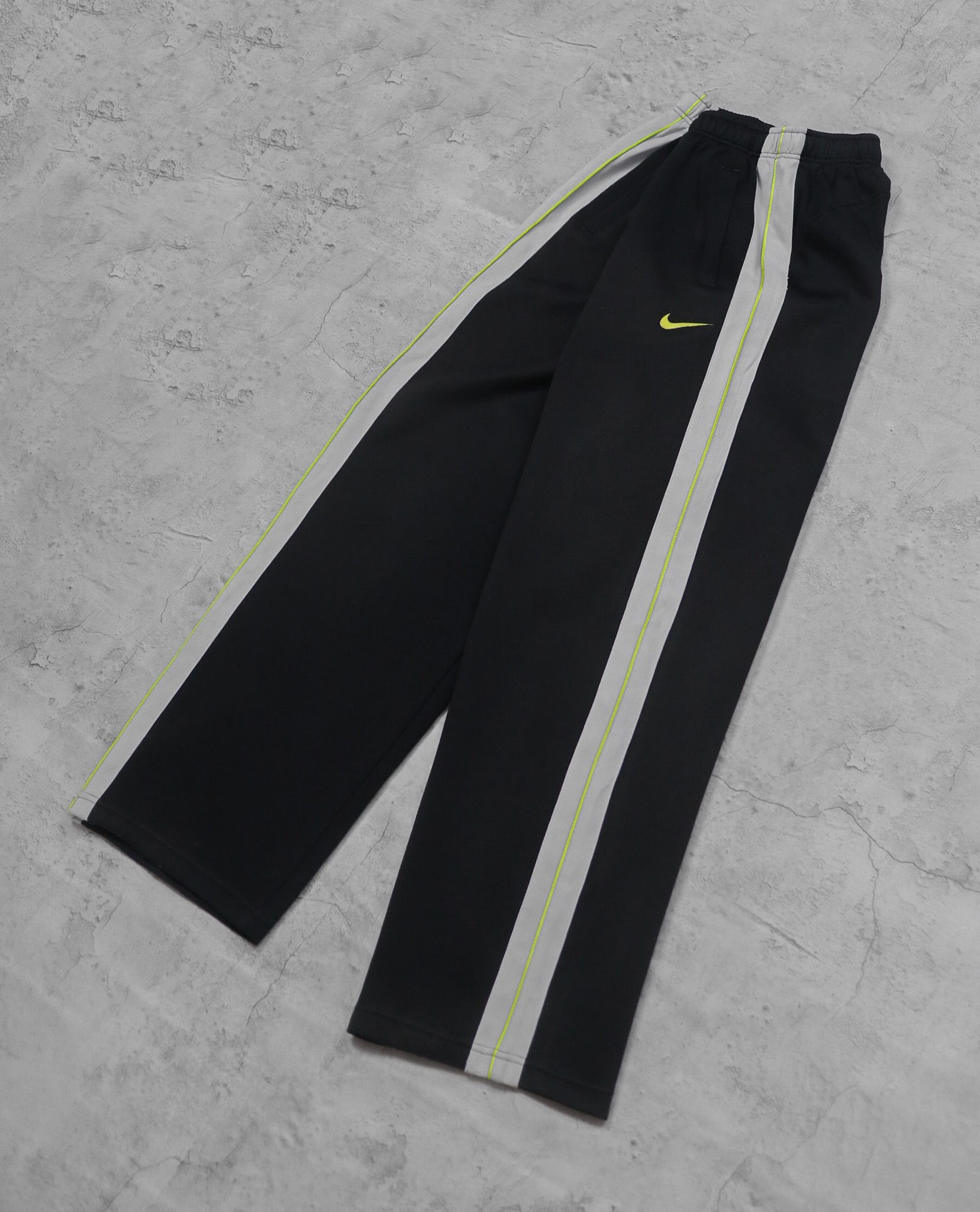 01.11.23 - VTG TRACK PANTS - NIKE 2000s