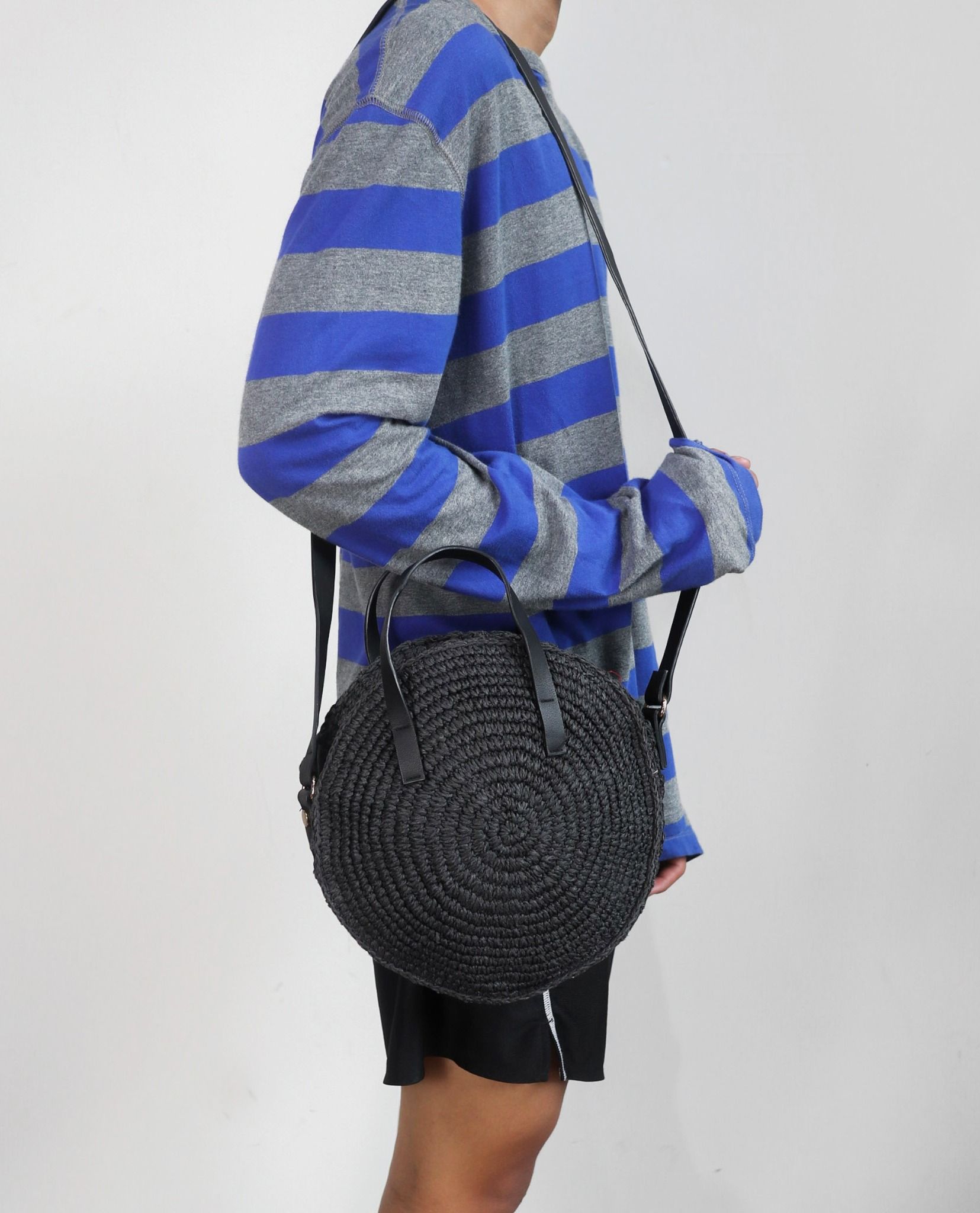 06.13.23 - VTG BAG - H&M DIVIDED