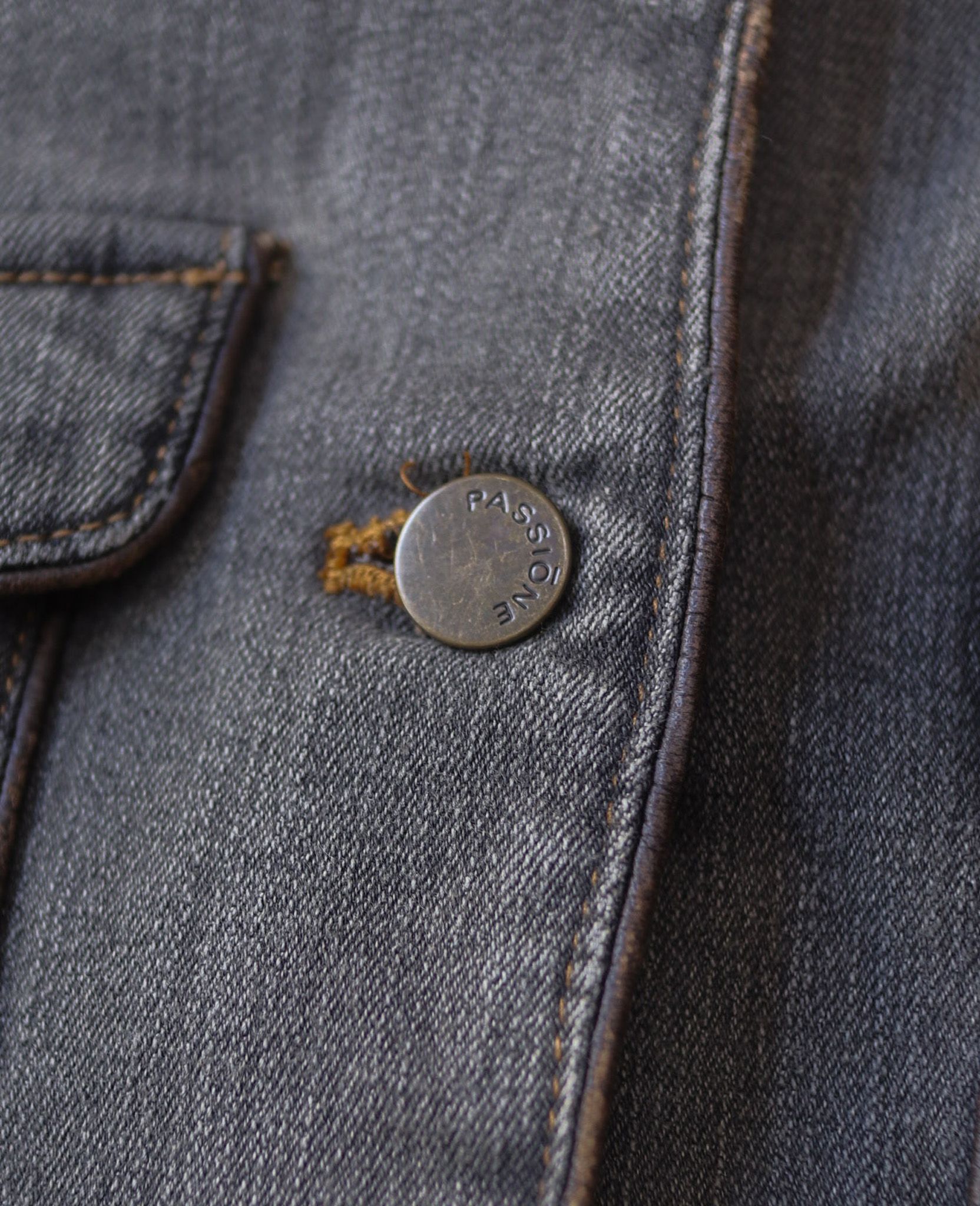 02.18.24 - VTG CROPPED DENIM BLAZER JACKET - PASSIONE