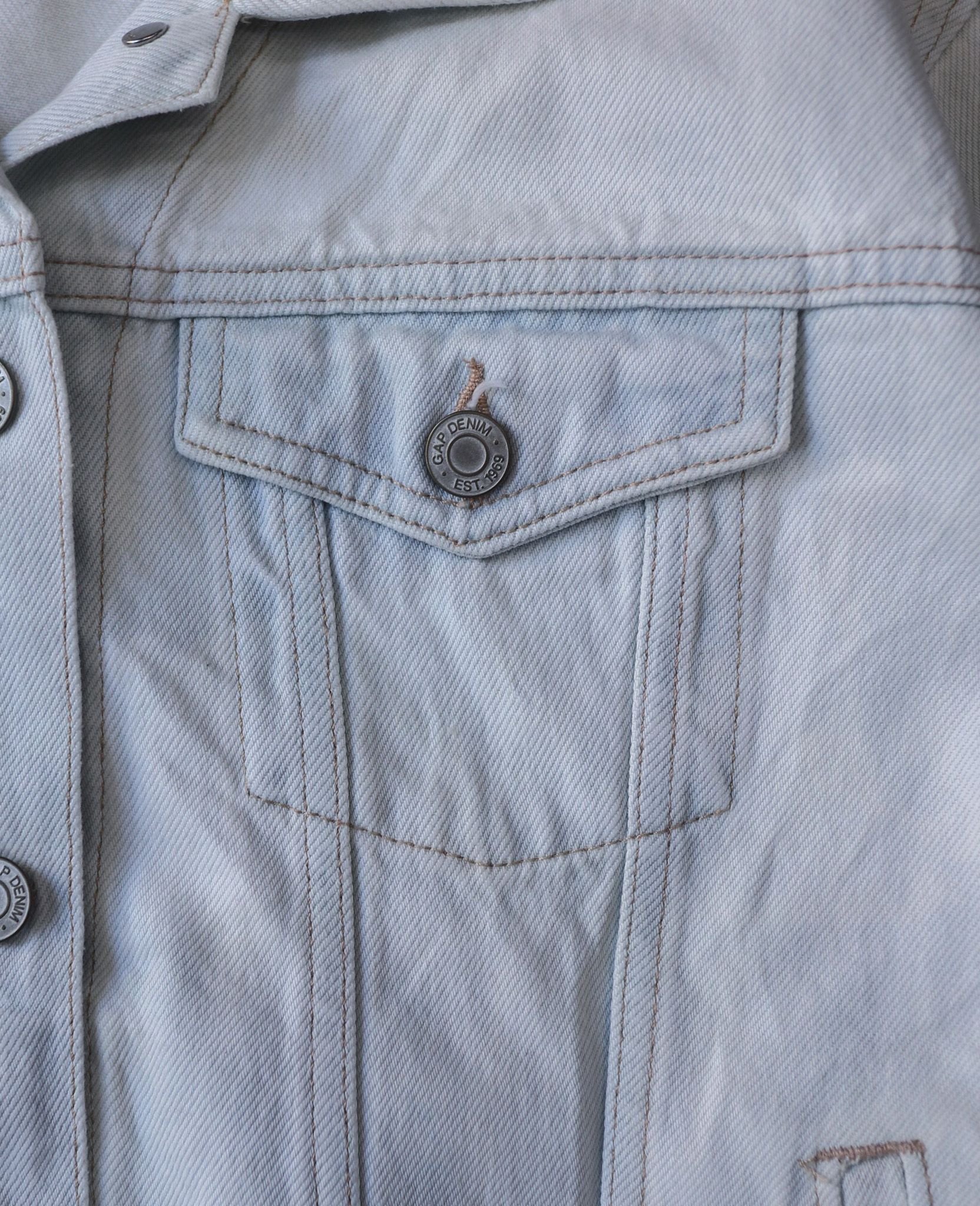 02.18.24 - VTG CROPPED DENIM JACKET - GAP DENIM