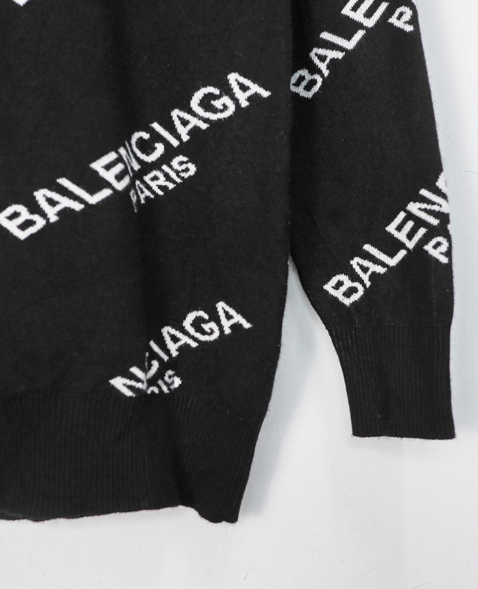 11.15.22 - VTG KNIT SWEATSHIRT - BALENCIAGA PARIS