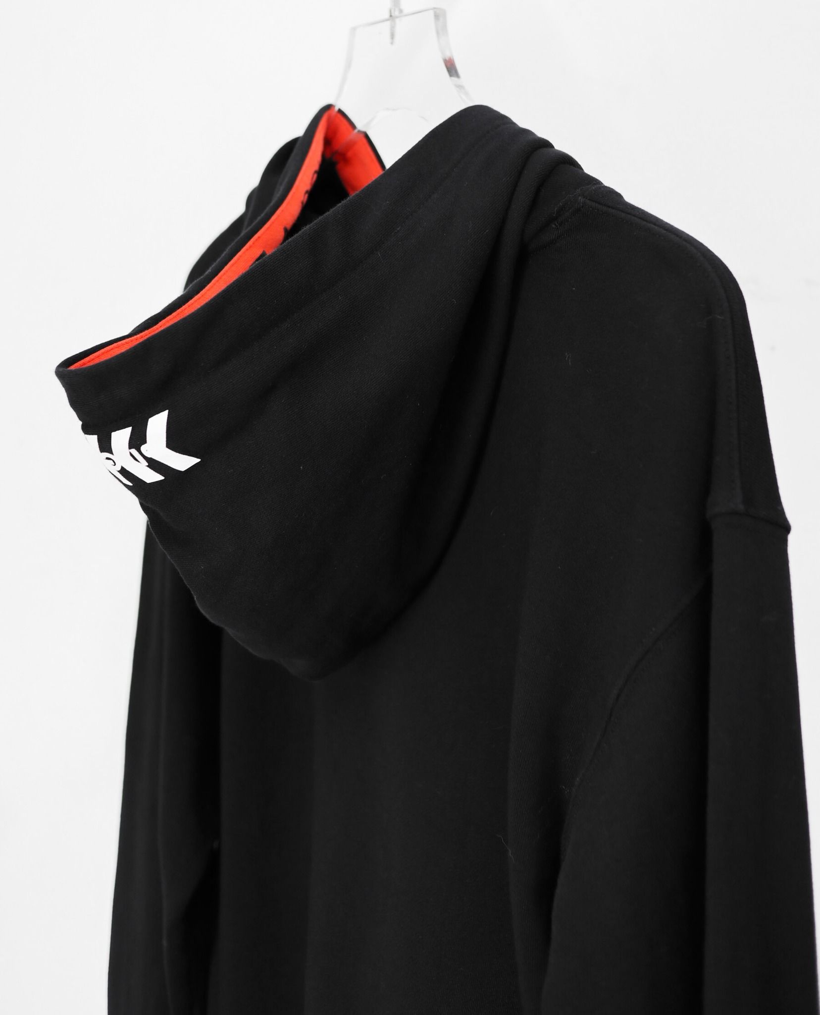 10.02.22 - VTG PULLOVER HOODIE - SEMIR