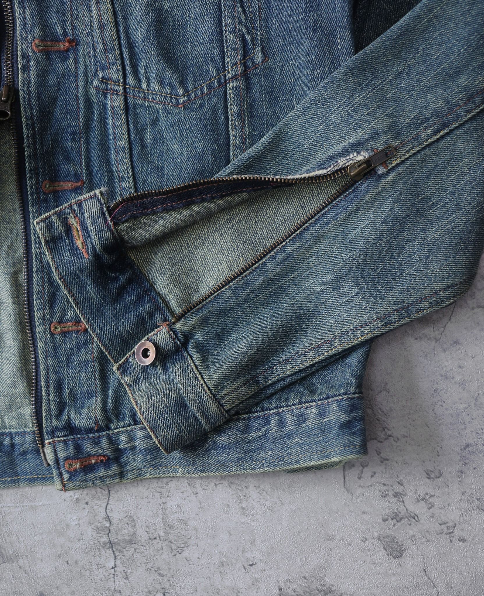 02.17.24 - VTG CROPPED DENIM JACKET - NEVER SEEN THING