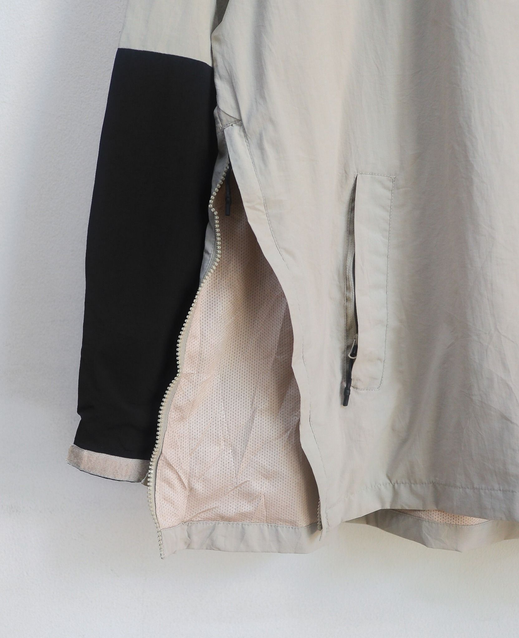 09.29.24 - VTG QUARTER ZIP WINDBREAKER JACKET - THE NORTH FACE