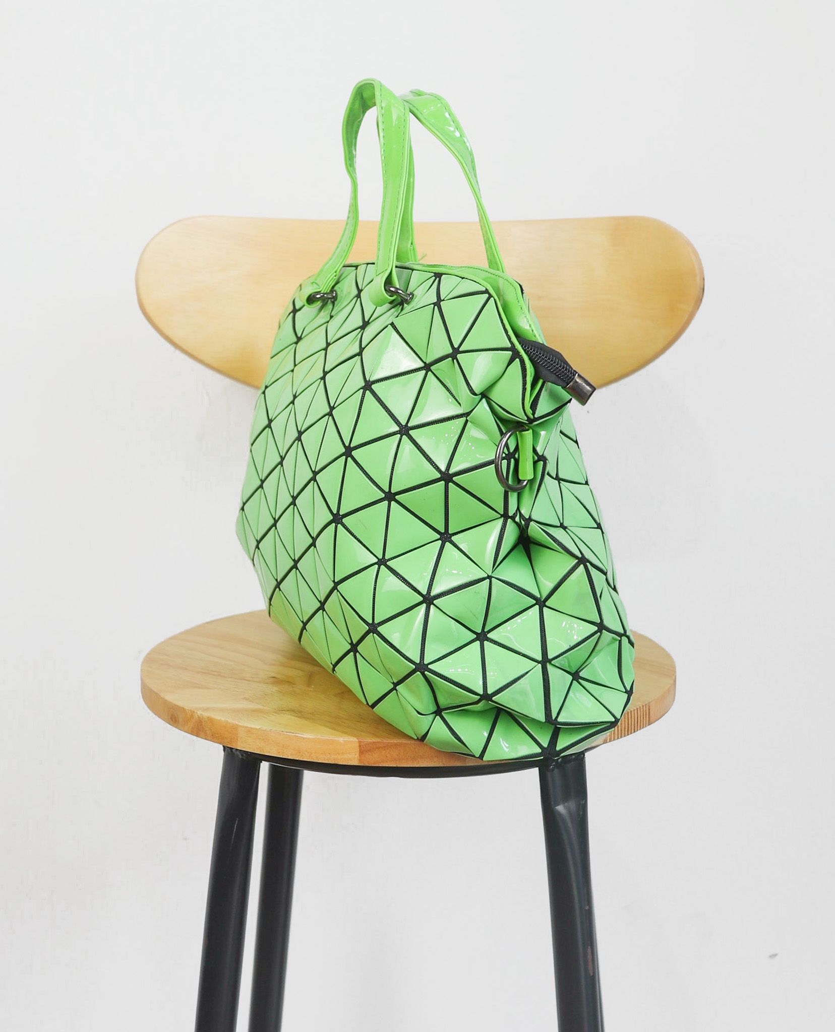 06.15.23 - VTG BAG