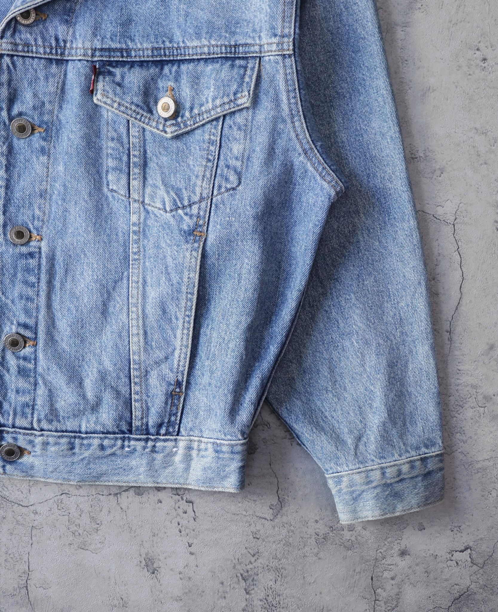 02.15.24 - VTG BOXY DENIM JACKET - BIG JOHN 90s