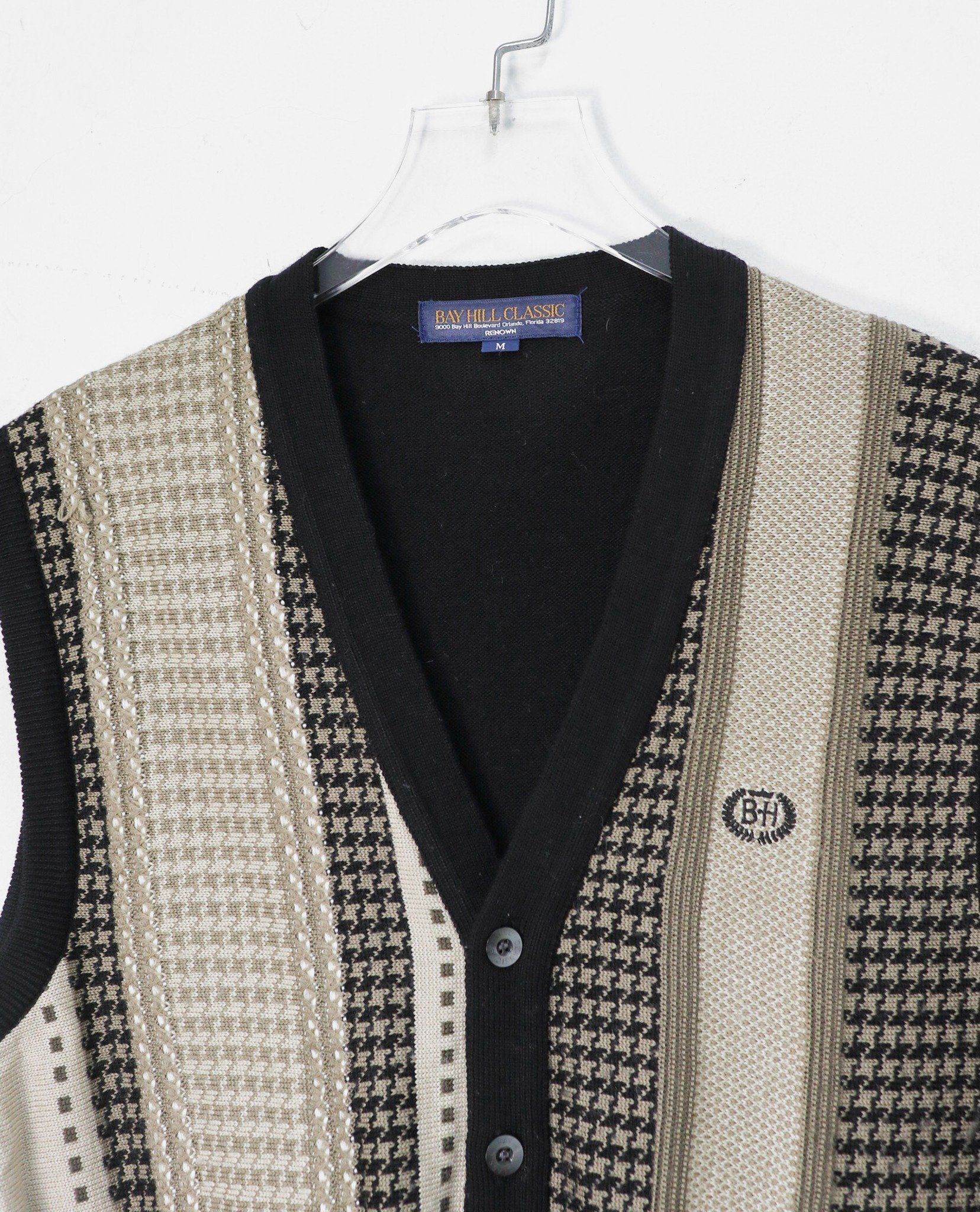 10.13.22 - VTG KNIT VEST - BAY HILL CLASSIC