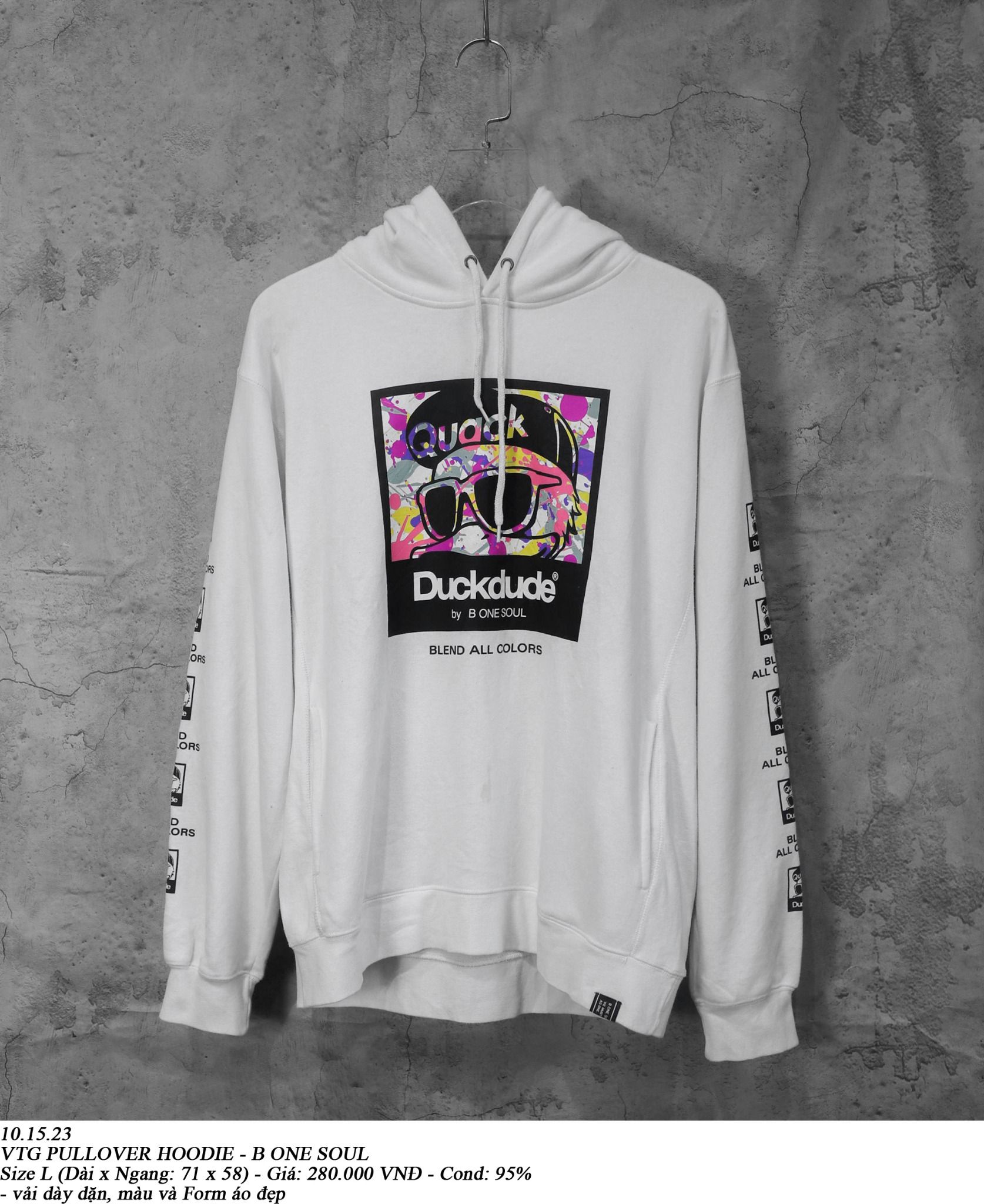 10.15.23 - VTG PULLOVER HOODIE - B ONE SOUL