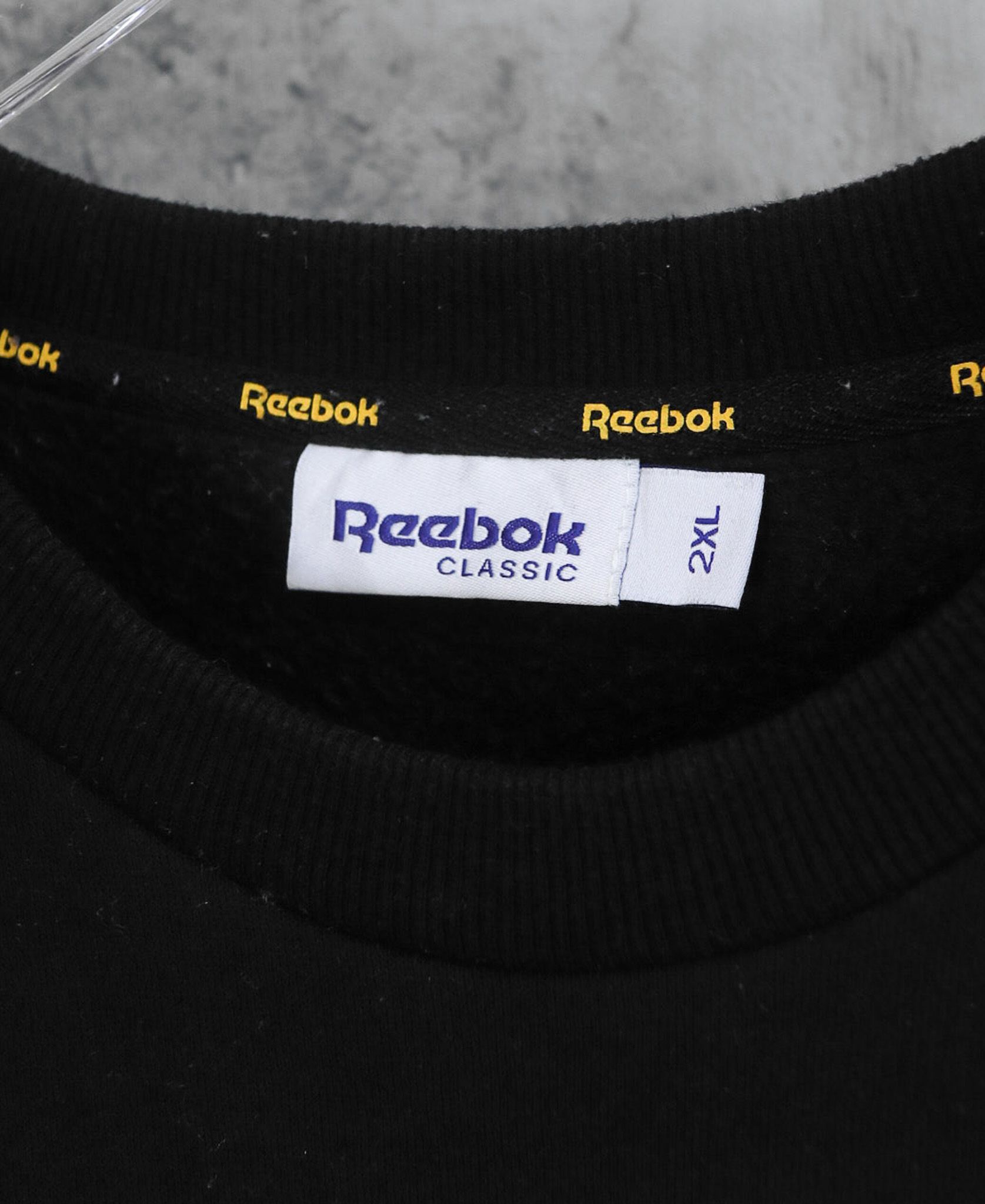 10.26.23 - VTG SWEATSHIRT - REEBOK