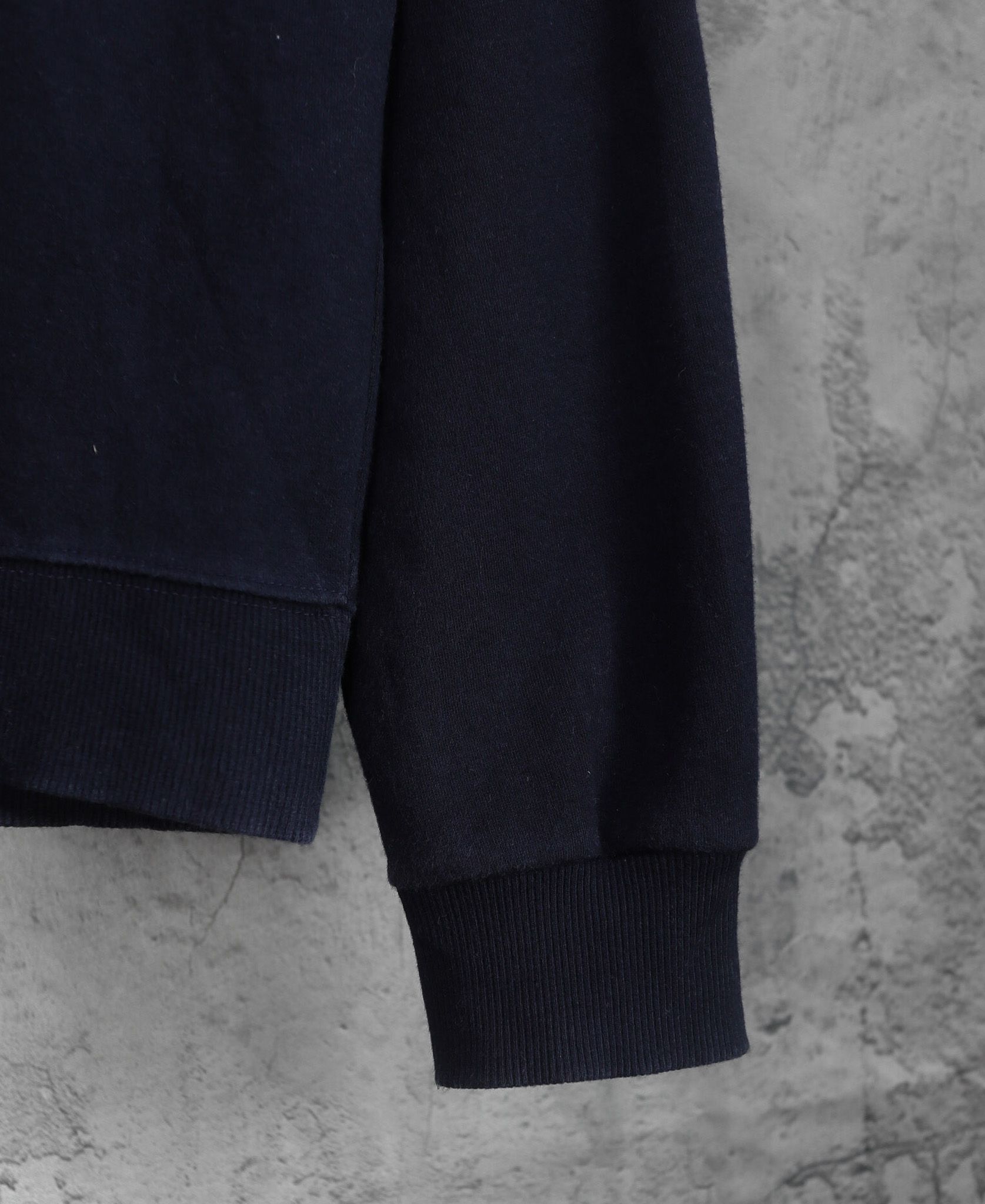 10.26.23 - VTG SWEATSHIRT - TOMMY HILIGER