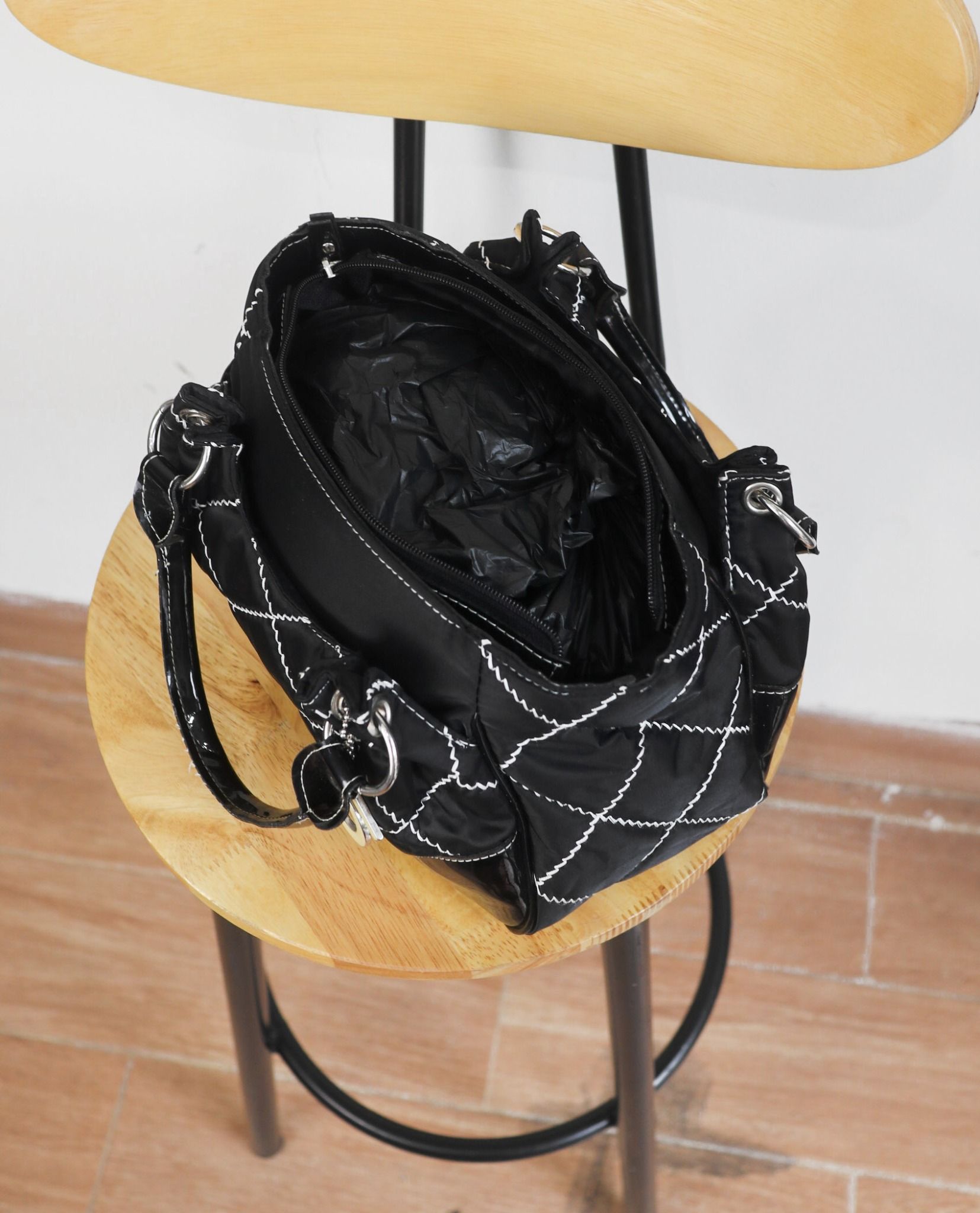 06.22.23 - VTG BAG