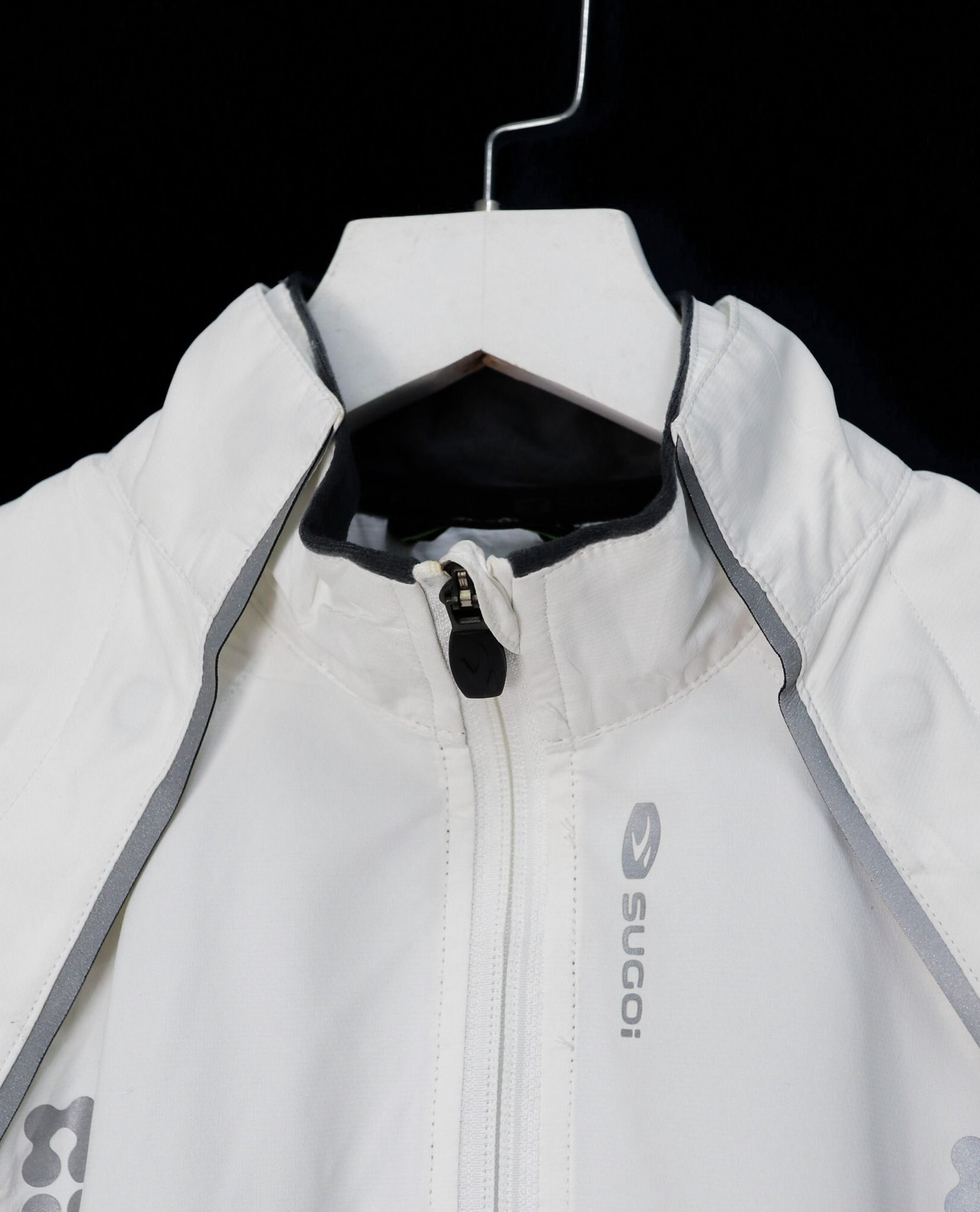 10.06.22 - VTG WINDBREAKER JACKET - SUGOI