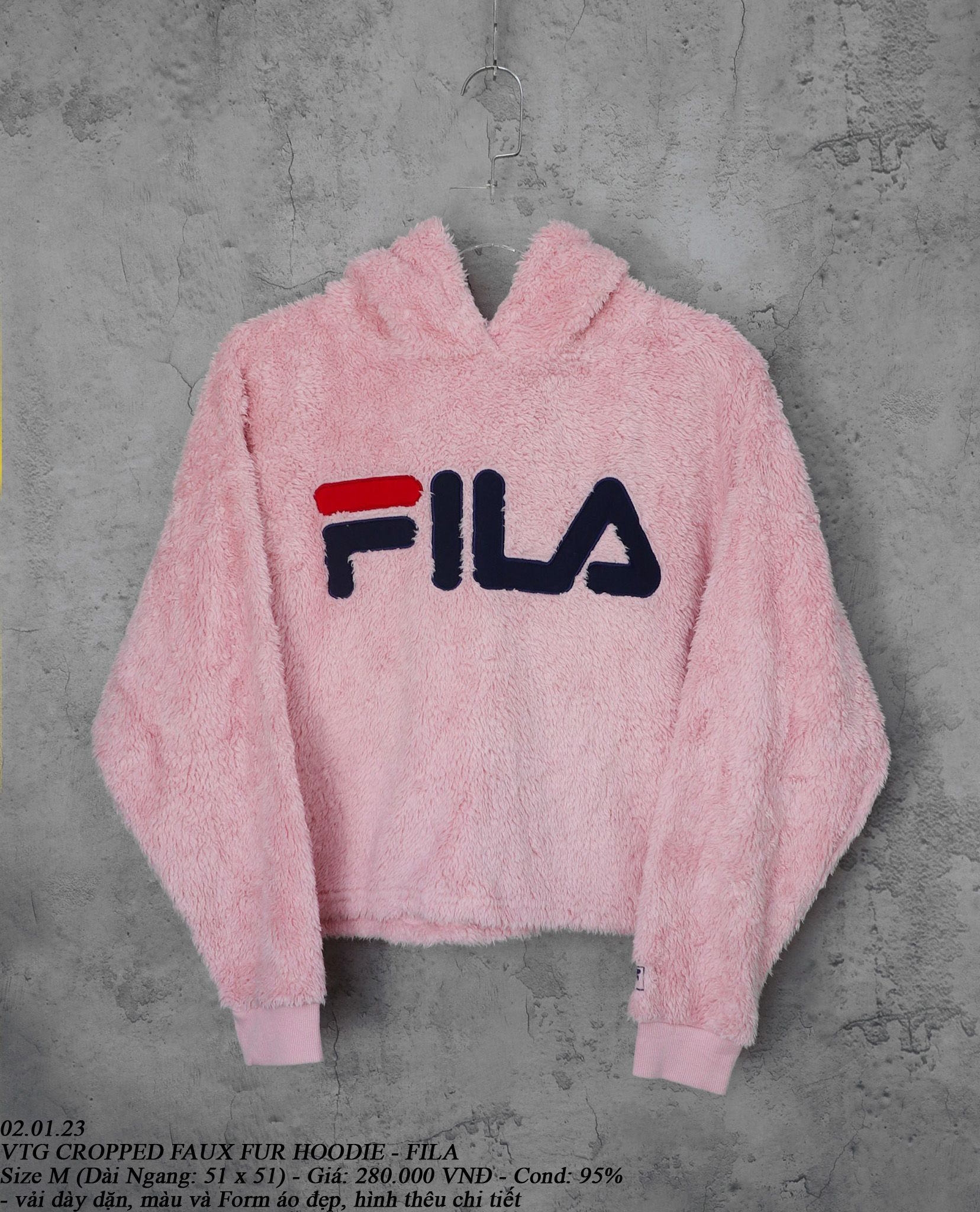 02.01.23 - VTG CROPPED FAUX FUR HOODIE - FILA
