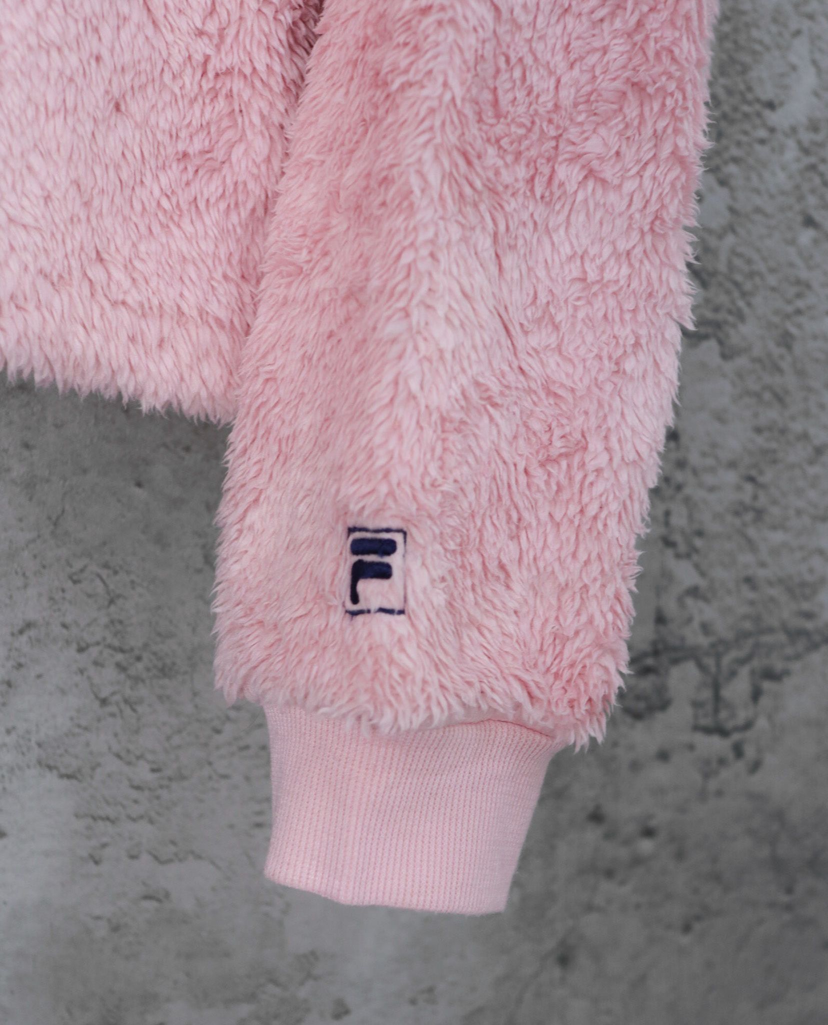 02.01.23 - VTG CROPPED FAUX FUR HOODIE - FILA