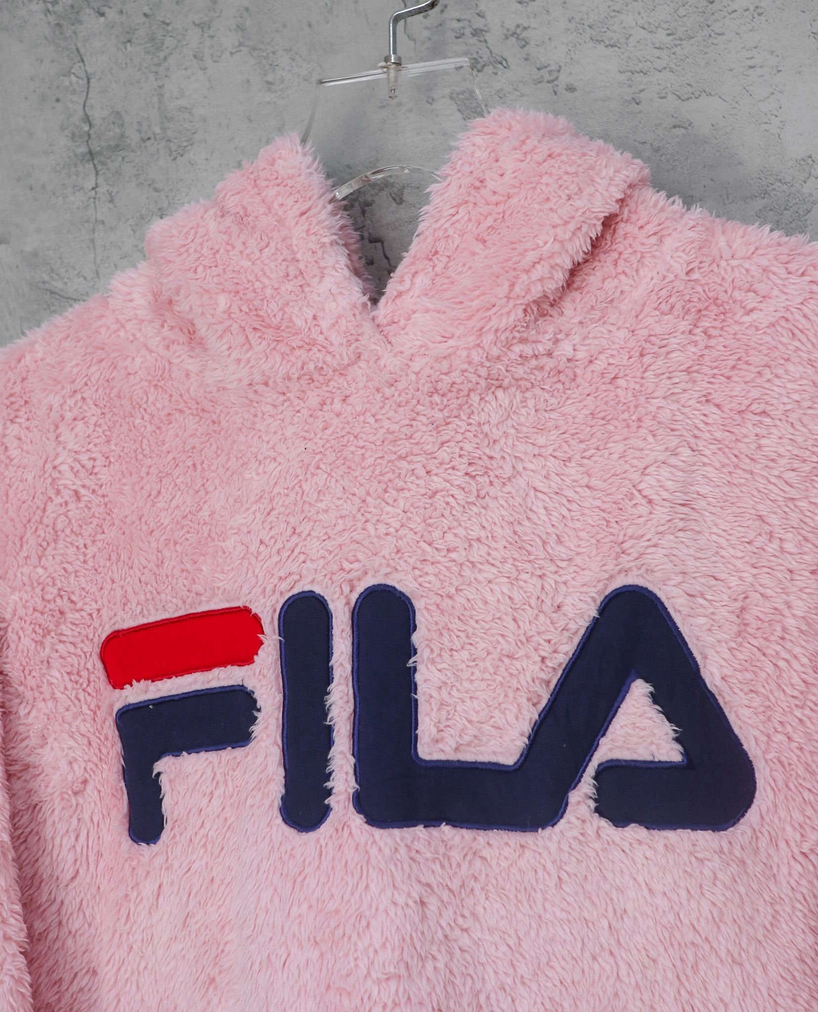 02.01.23 - VTG CROPPED FAUX FUR HOODIE - FILA