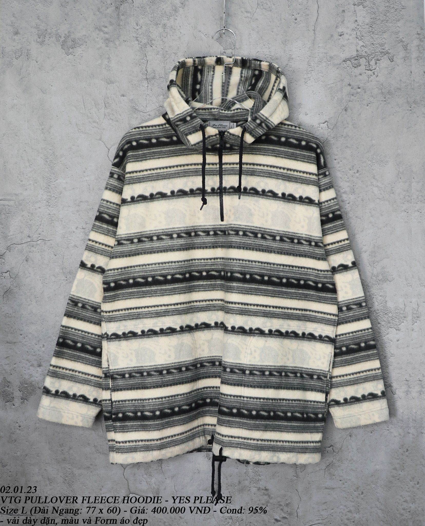 02.01.23 - VTG PULLOVER FLEECE HOODIE - YES PLEASE