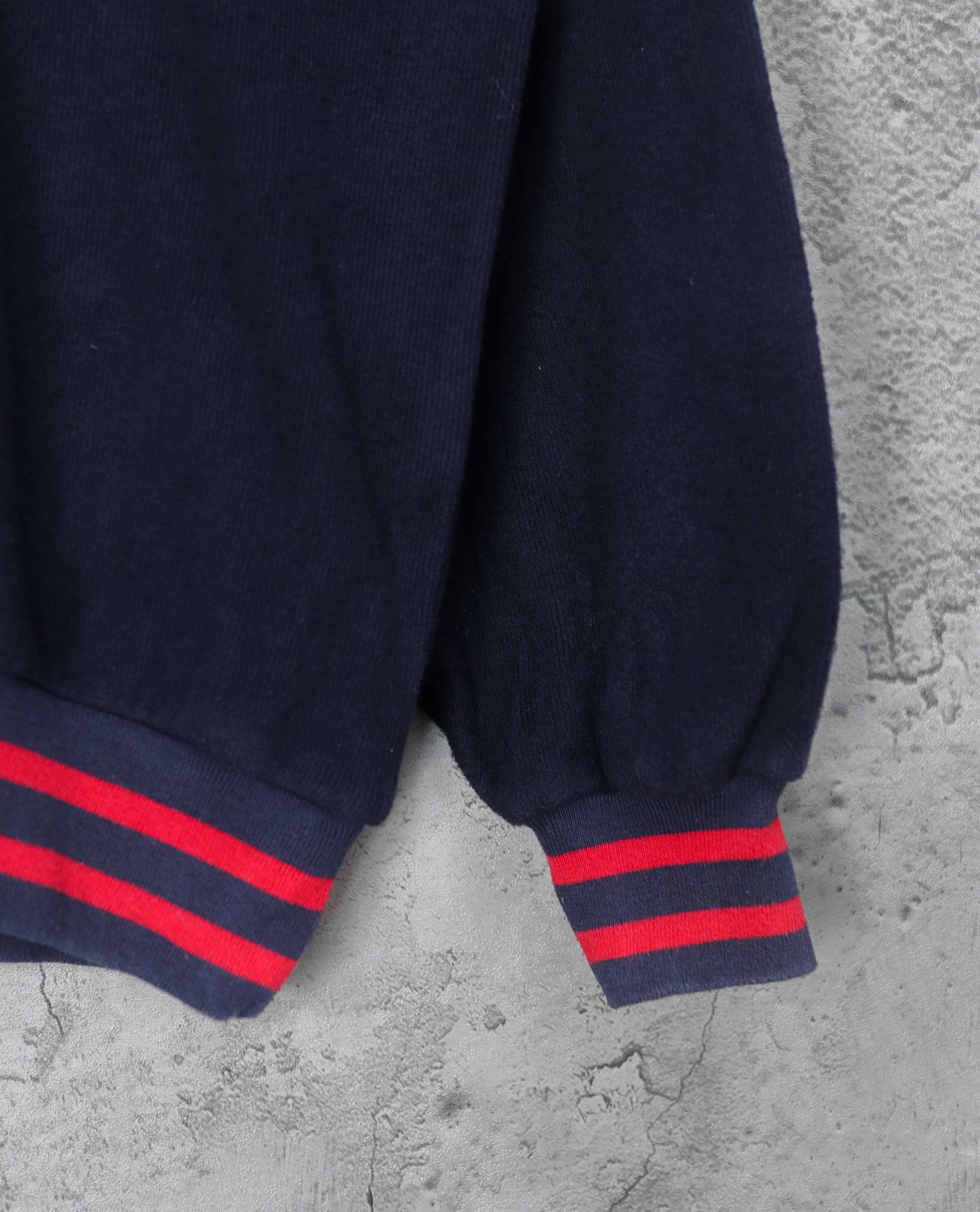 01.26.23 - VTG KNIT SWEATSHIRT - ELLESSE