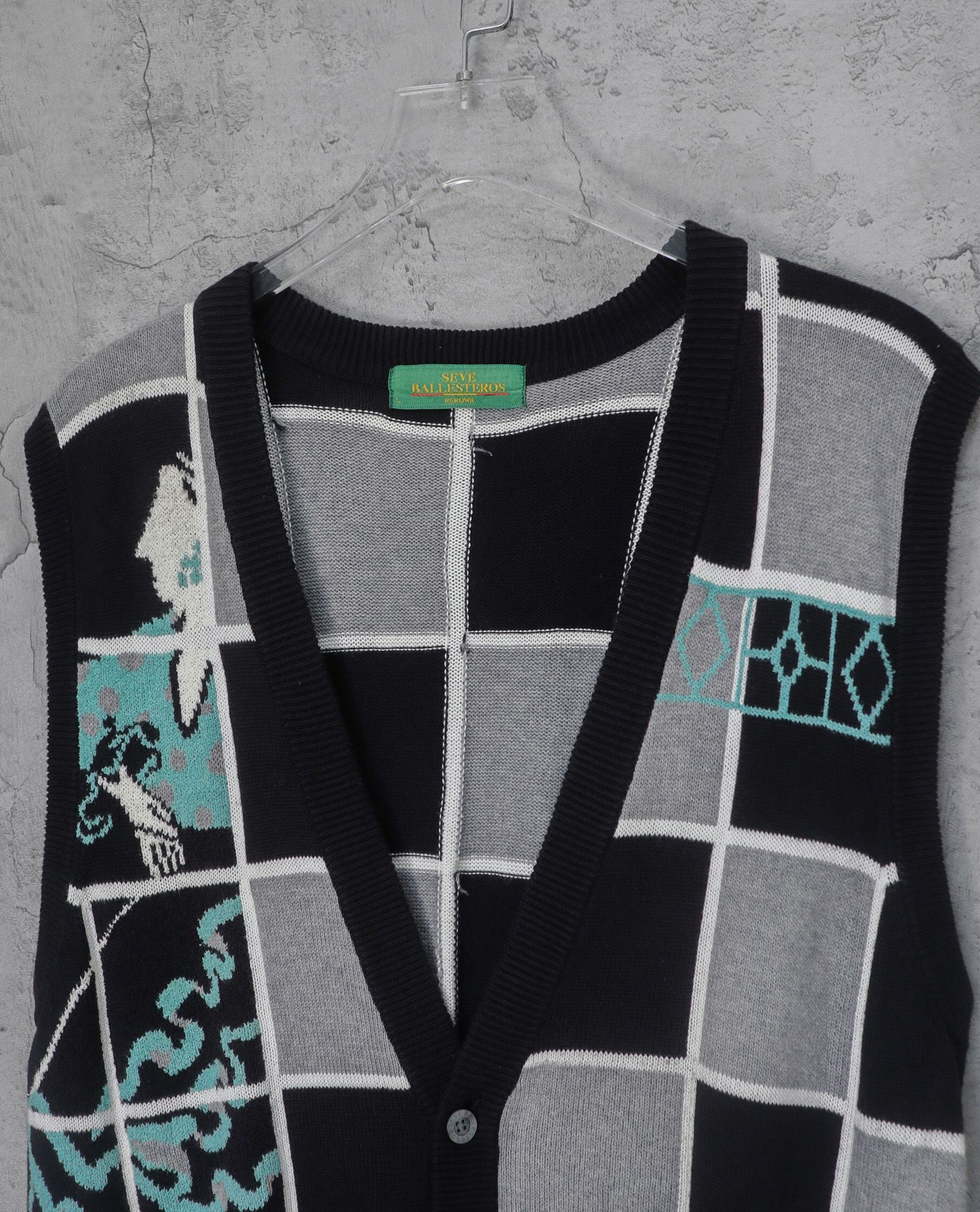 01.26.23 - VTG KNIT VEST - SEVE BALLESTEROS