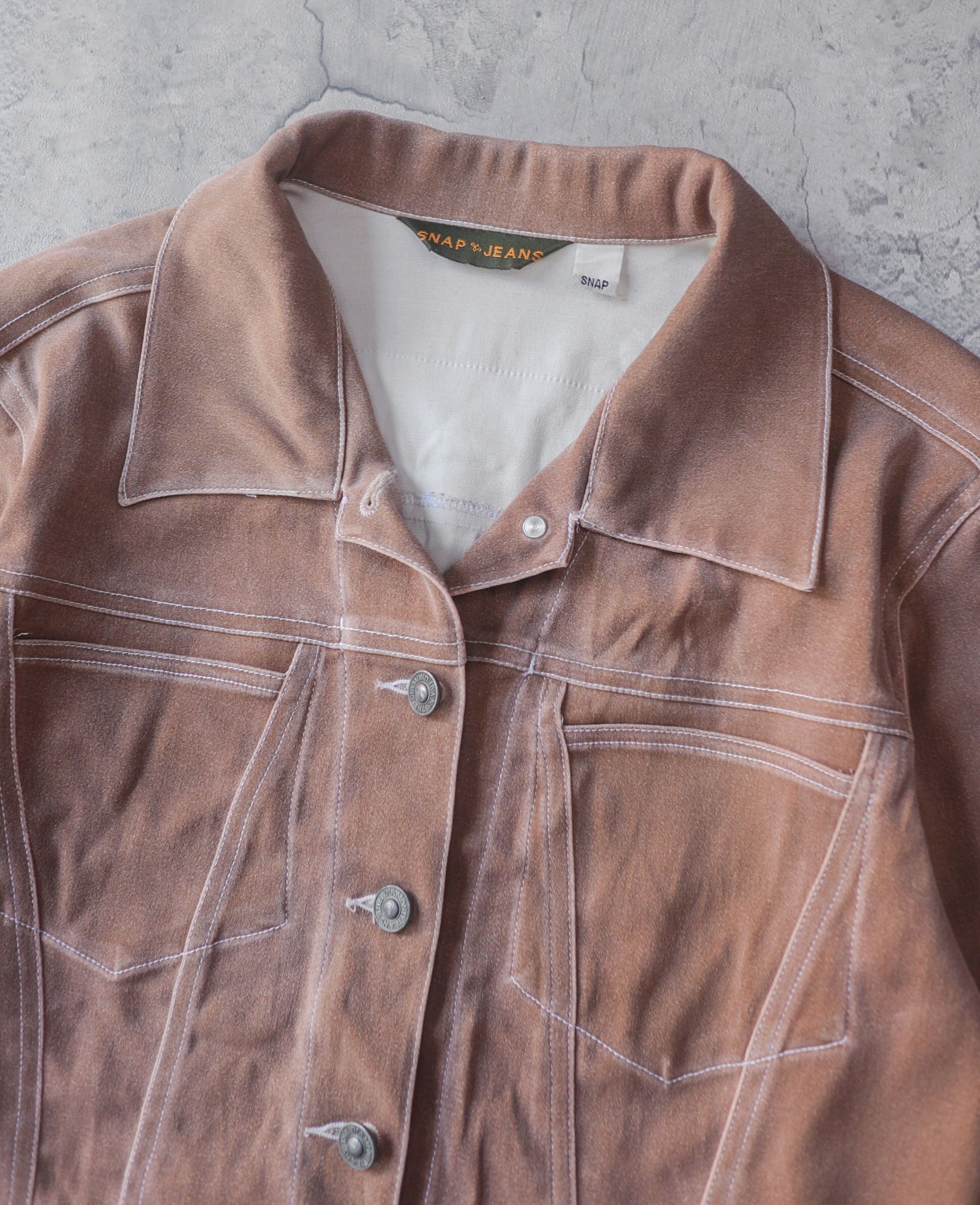 03.20.24 - VTG CROPPED SUEDE TRUCKER JACKET - SNAP & JEANS