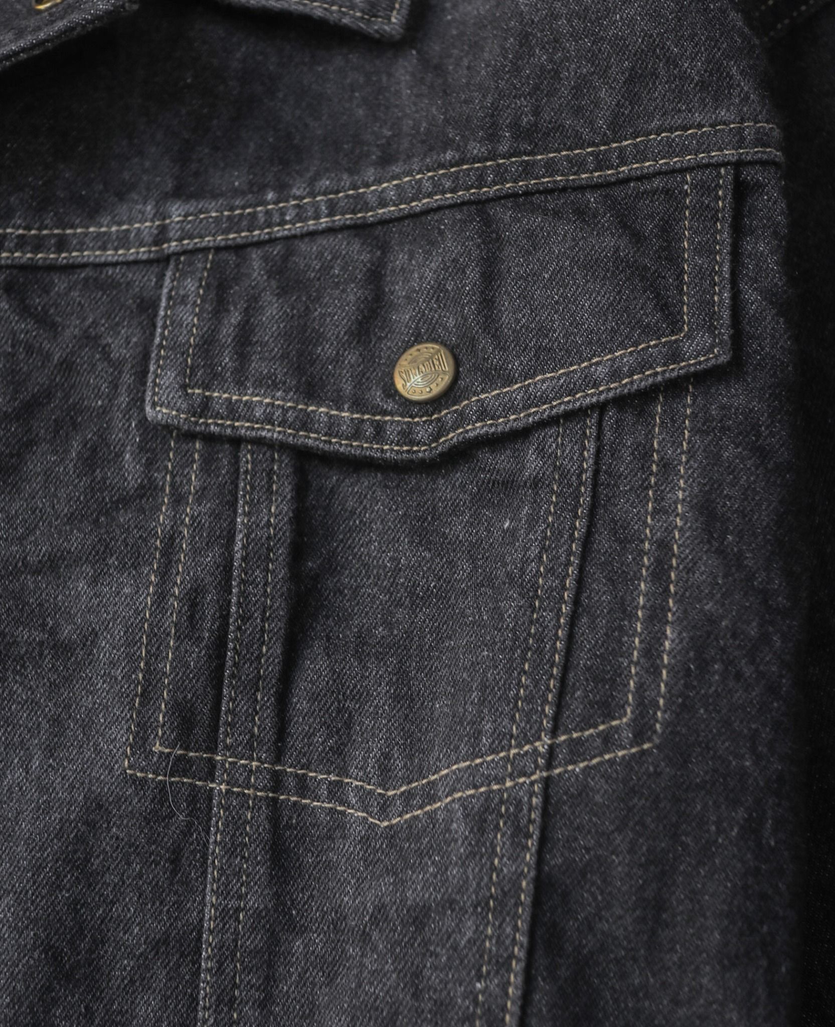 03.20.24 - VTG CROPPED DENIM TRUCKER JACKET - CECILINE 90s