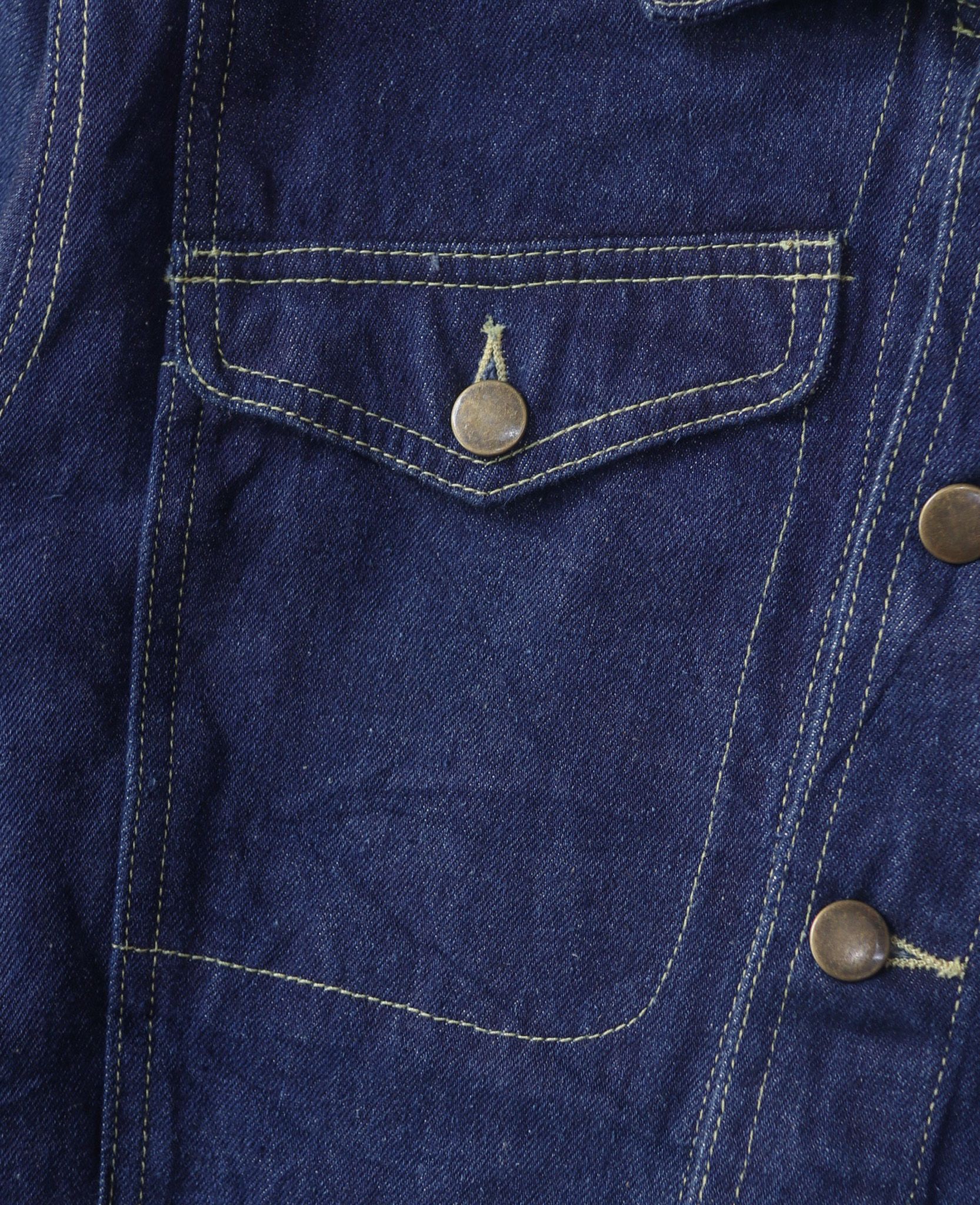 03.20.24 - VTG CROPPED DENIM TRUCKER JACKET - POP'S LAND