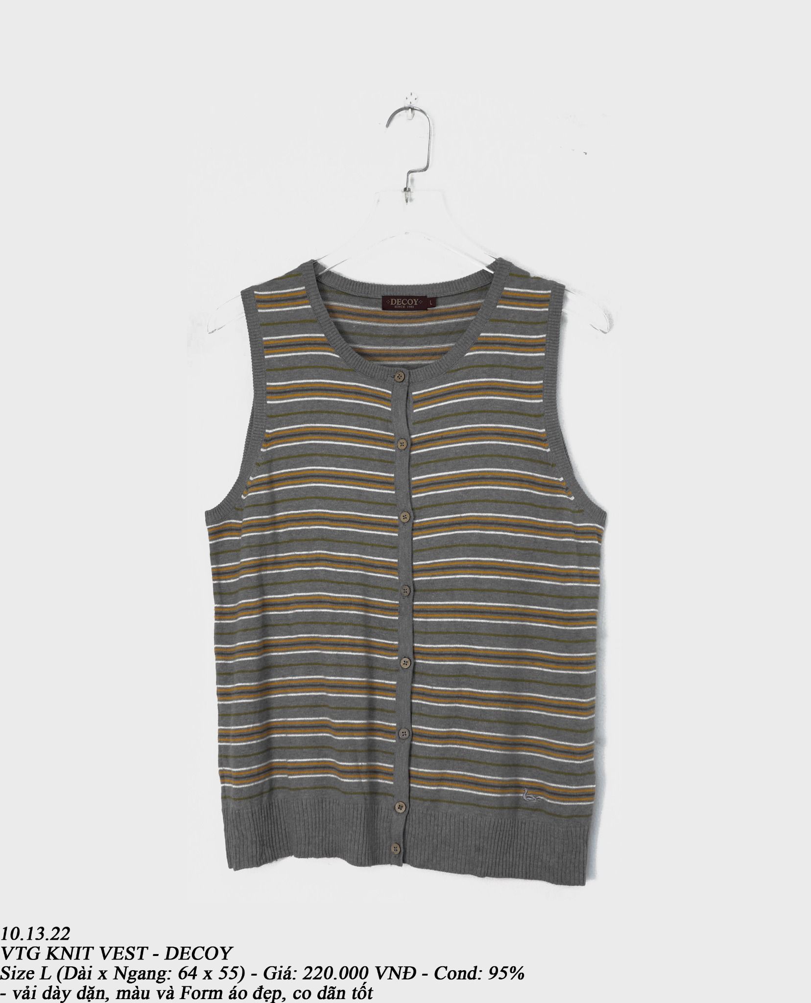 10.13.22 - VTG KNIT VEST - DECOY