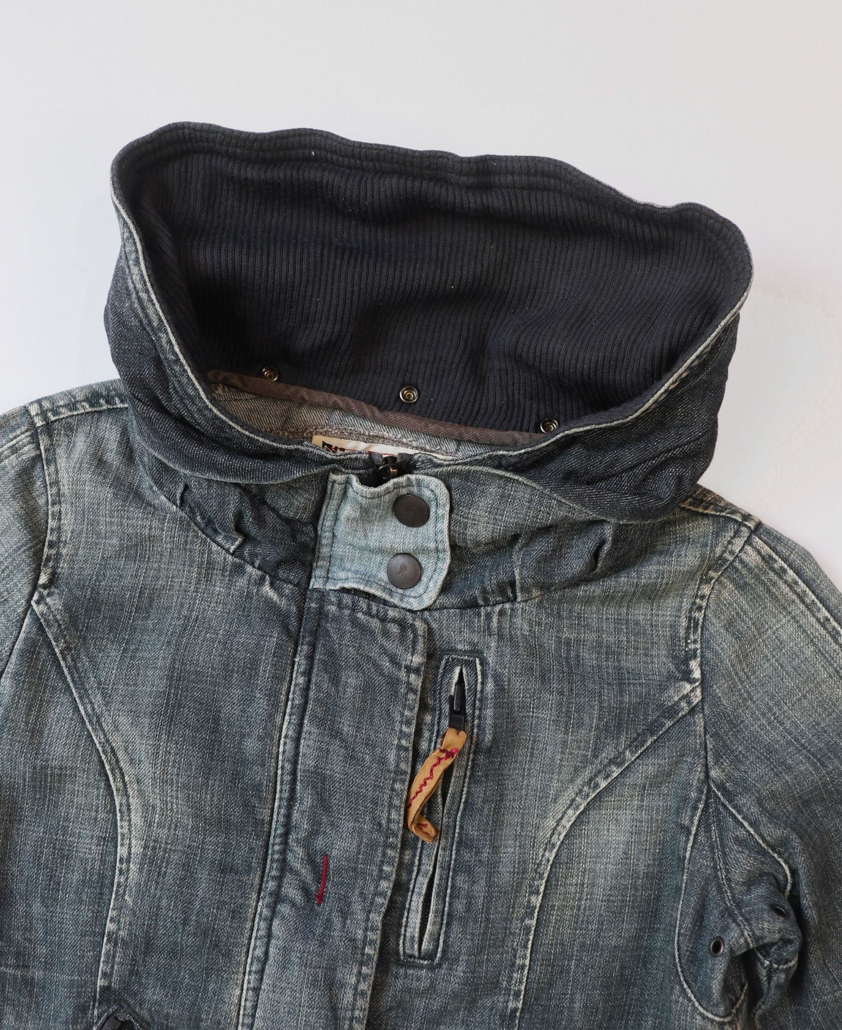 10.28.23 - VTG CROPPED DENIM JACKET - ANTGAUDE