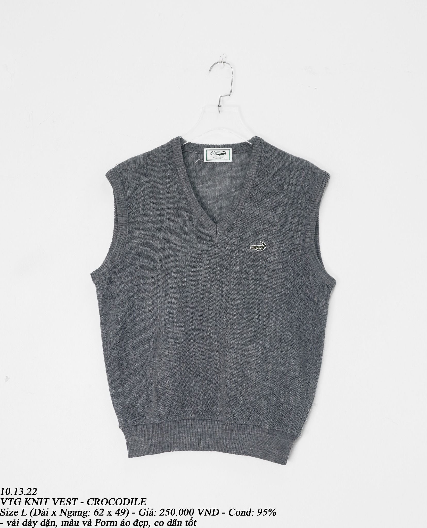10.13.22 - VTG KNIT VEST - CROCODILE