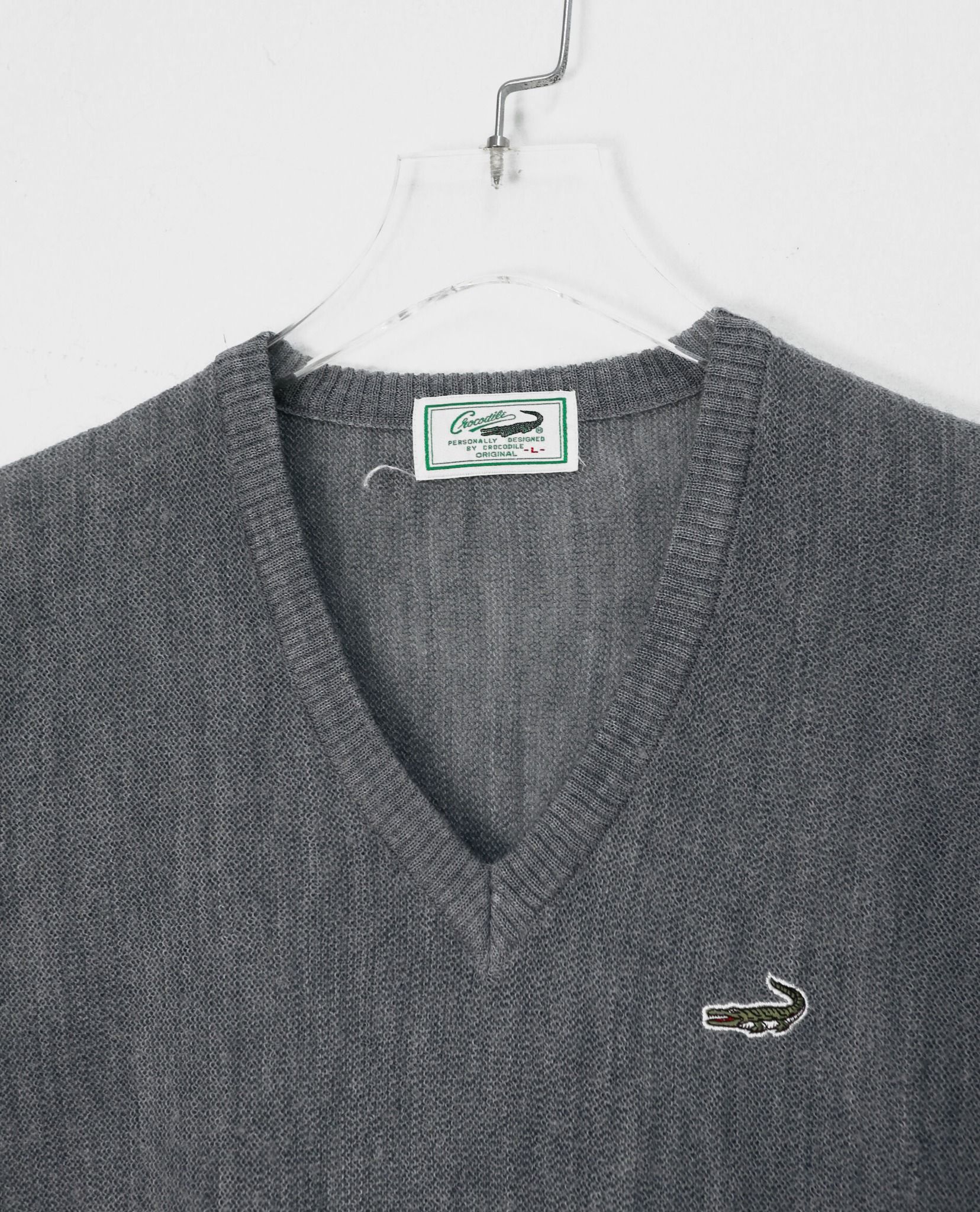 10.13.22 - VTG KNIT VEST - CROCODILE