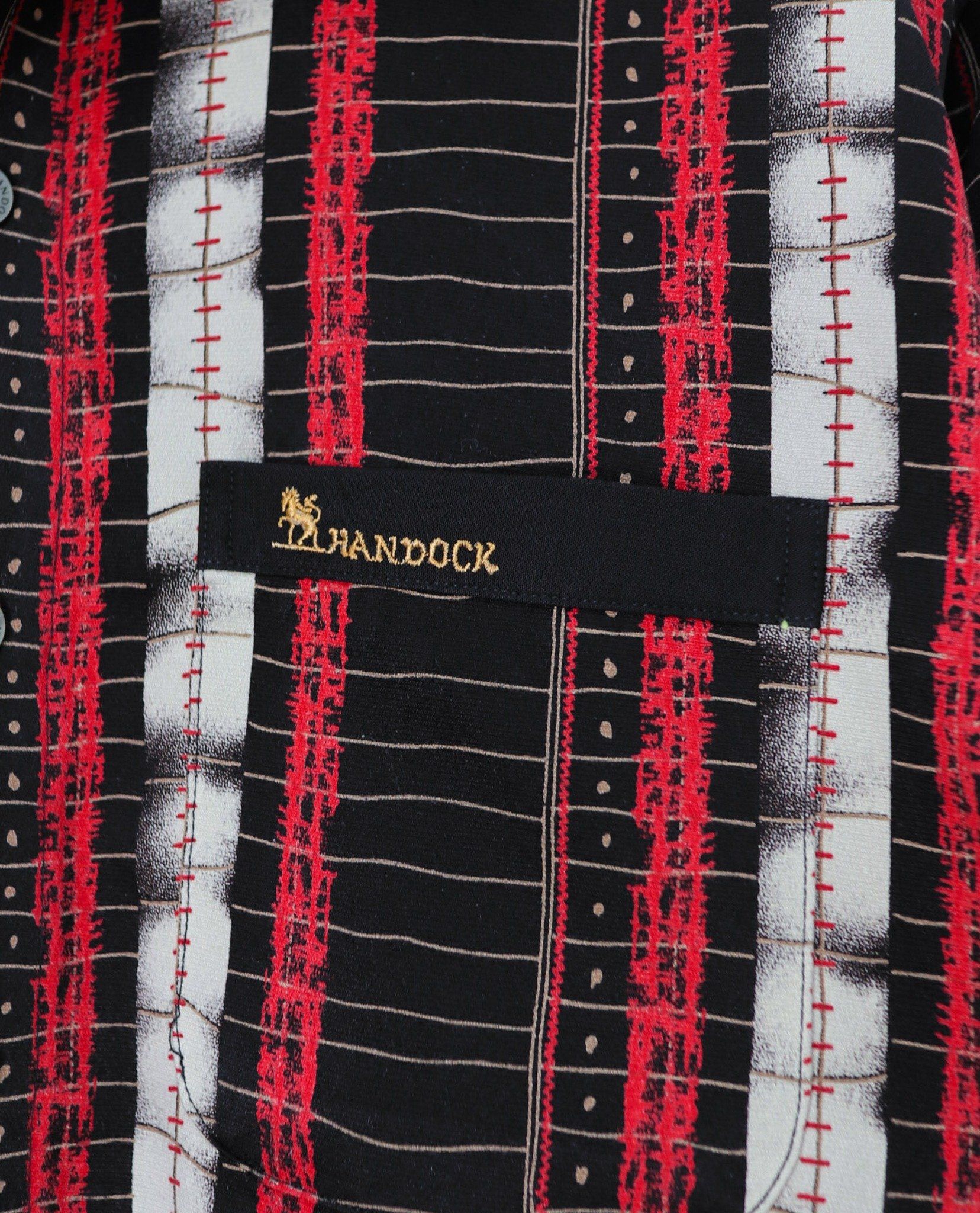 10.11.22 - VTG BUTTON UP SHIRT - HANDOCK
