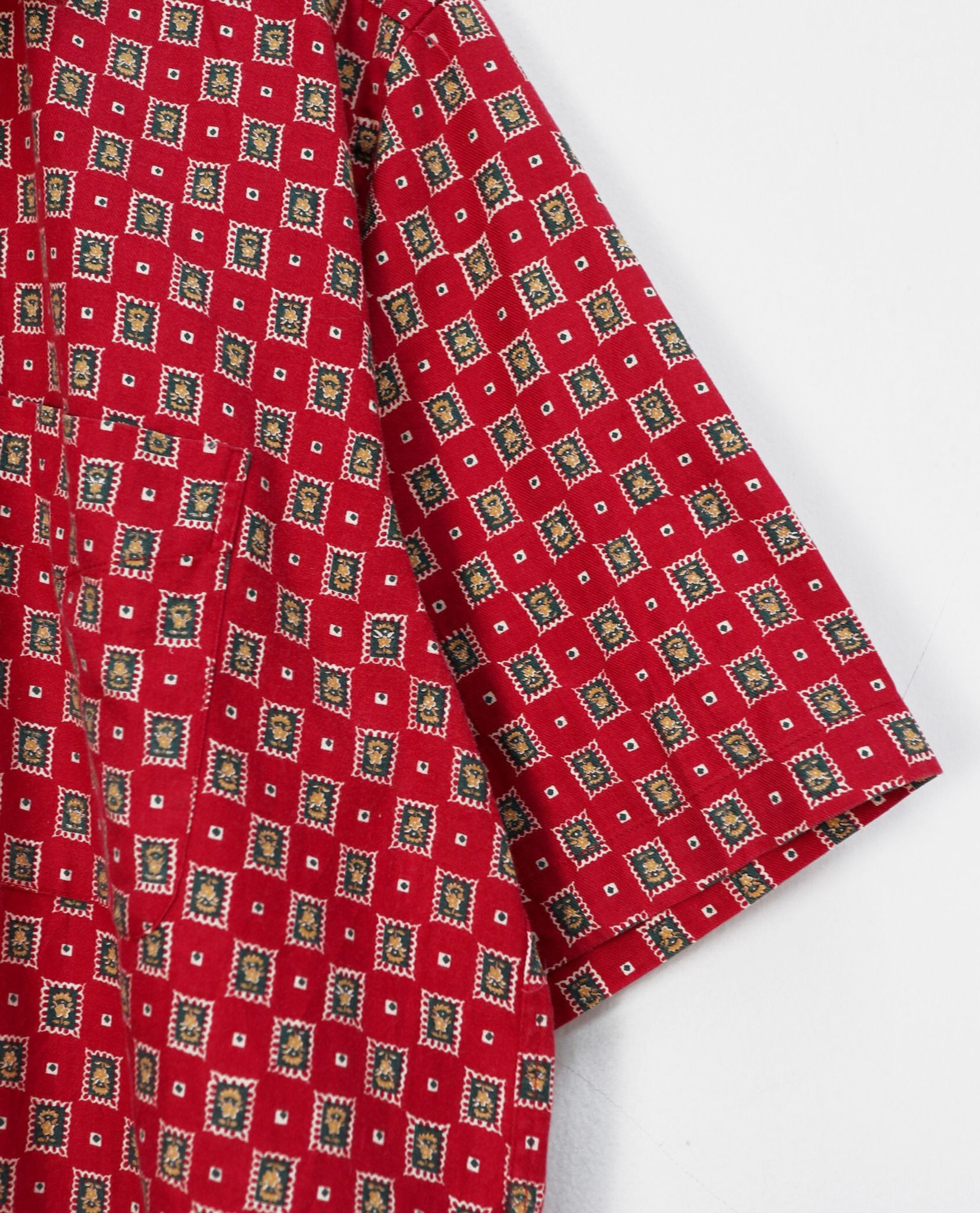 10.11.22 - VTG BUTTON UP SHIRT - PIERRE BALMAIN PARIS