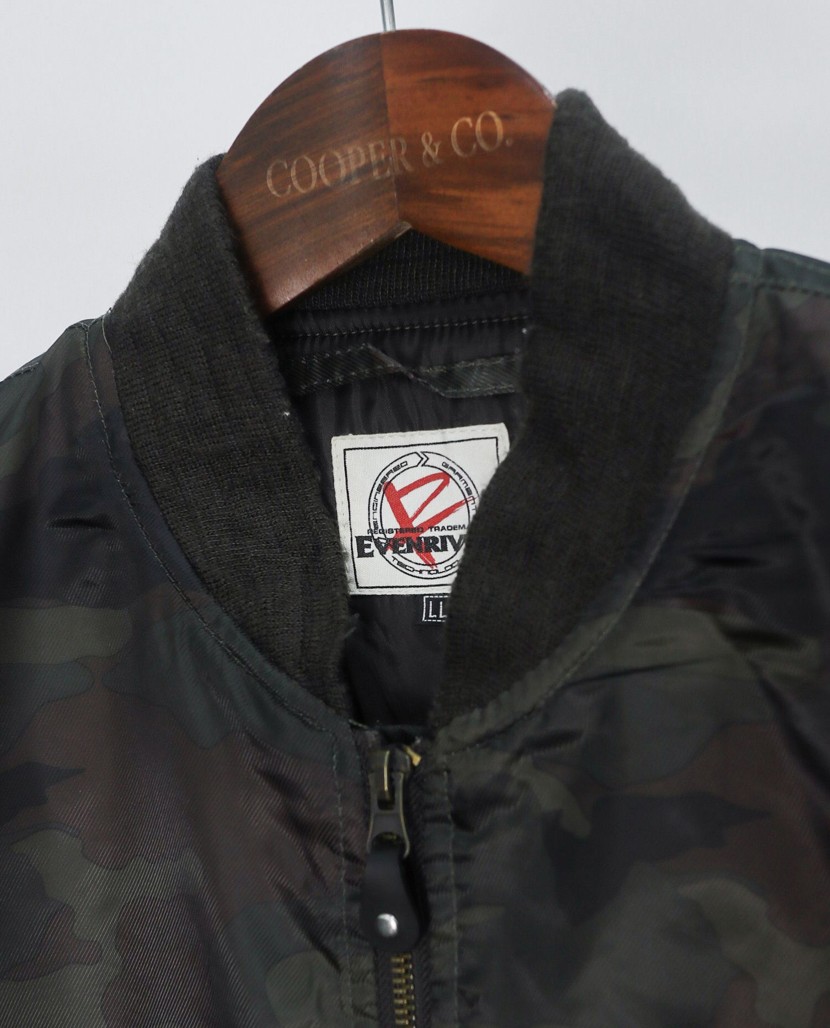 05.18.23 - VTG BOMBER JACKET - EVENRIVER