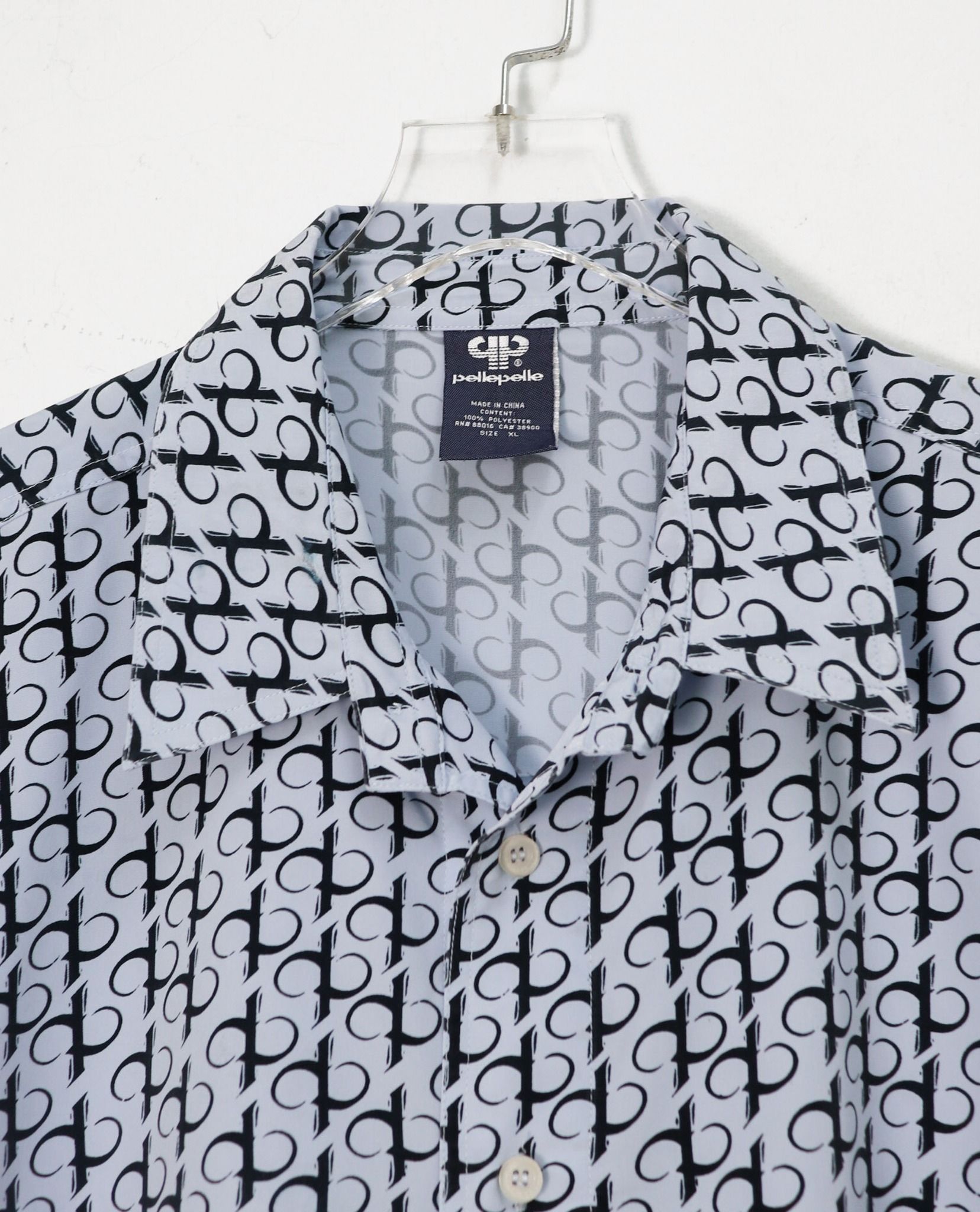10.11.22 - VTG BUTTON UP SHIRT - PELLE PELLE