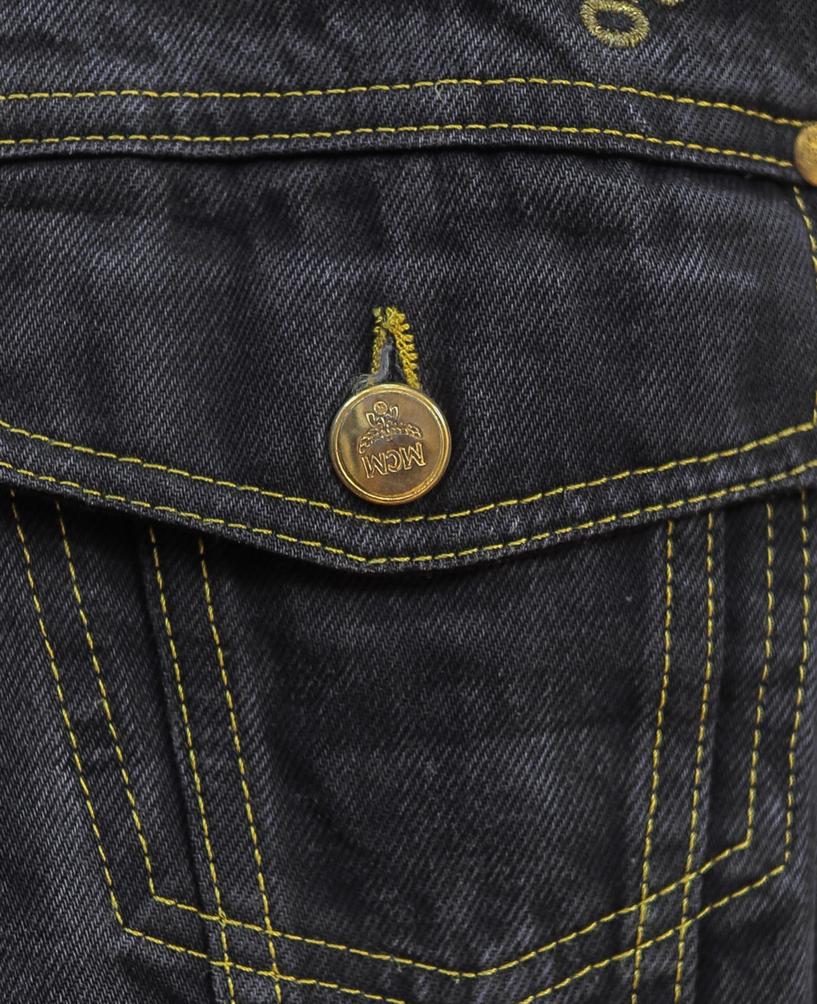 10.13.24 - VTG CROPPED DENIM JACKET - MCM