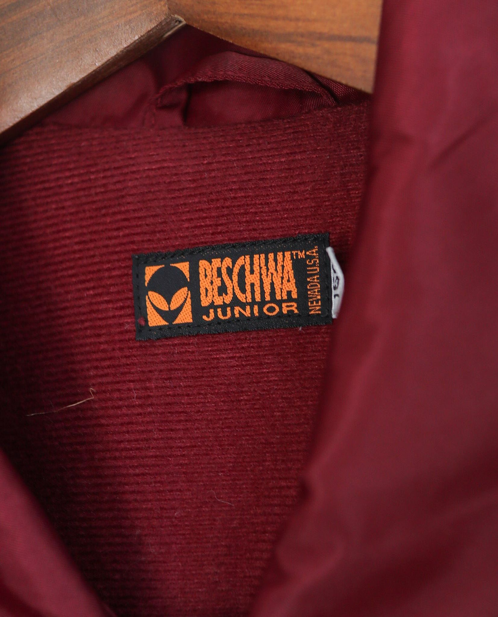 05.18.23 - VTG COACH JACKET - BESCHWA