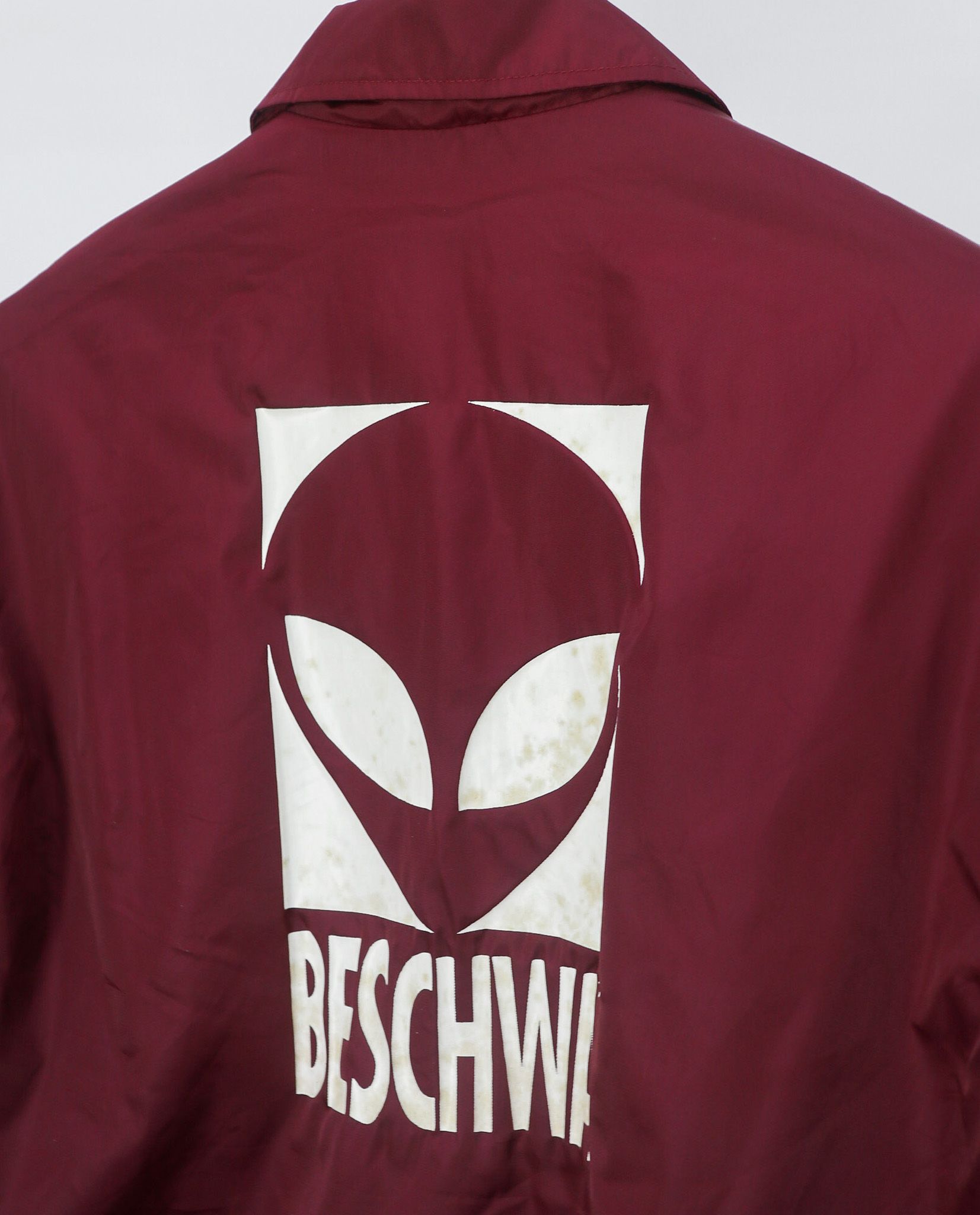 05.18.23 - VTG COACH JACKET - BESCHWA
