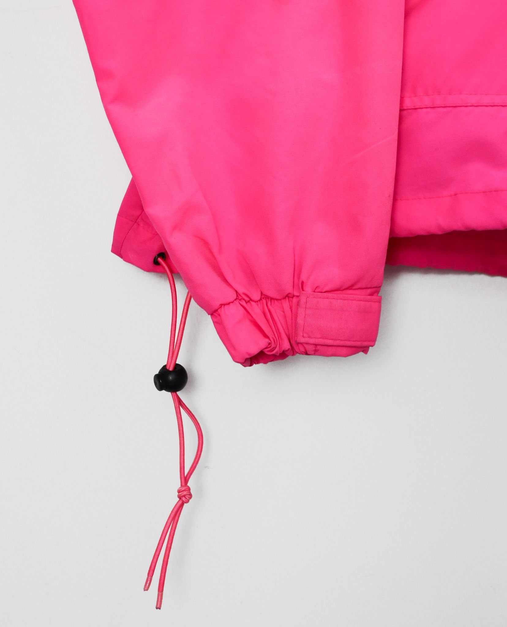 10.16.22 - VTG PULLOVER WINDBREAKER JACKET - WHITE SIERRA