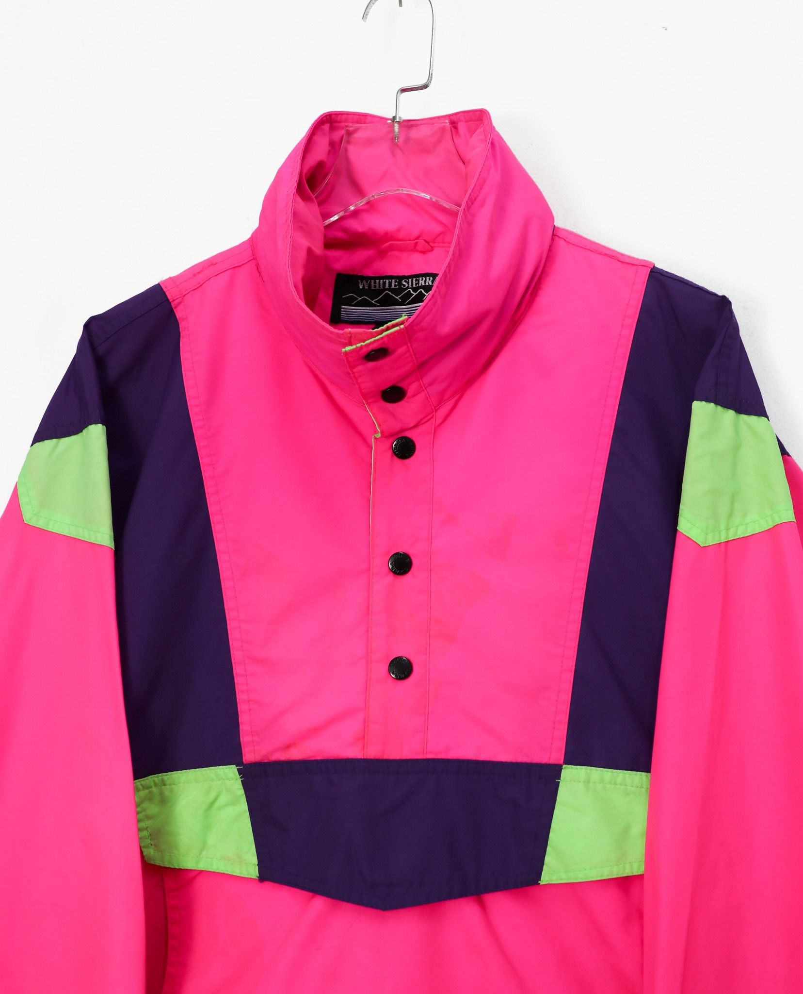 10.16.22 - VTG PULLOVER WINDBREAKER JACKET - WHITE SIERRA