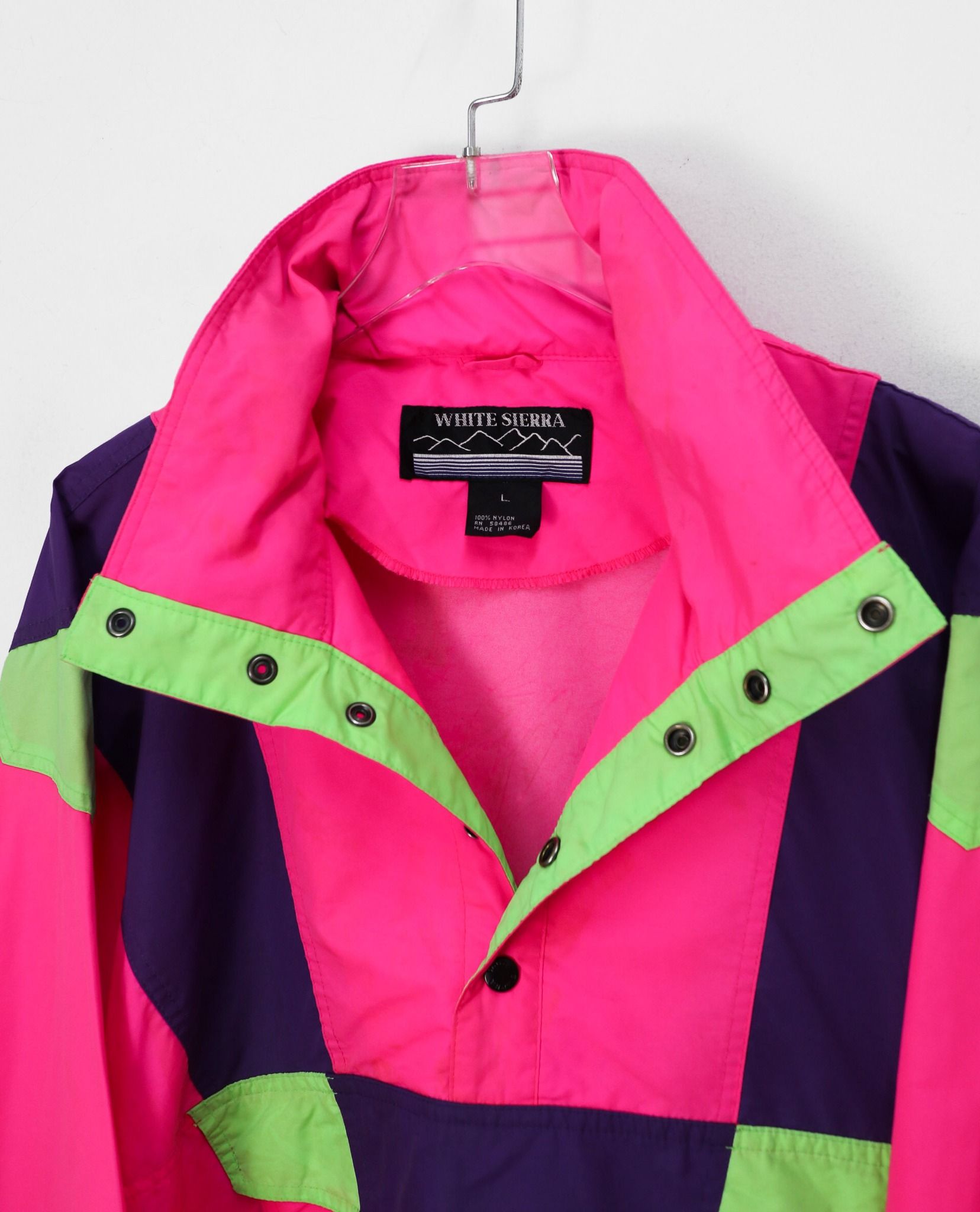 10.16.22 - VTG PULLOVER WINDBREAKER JACKET - WHITE SIERRA