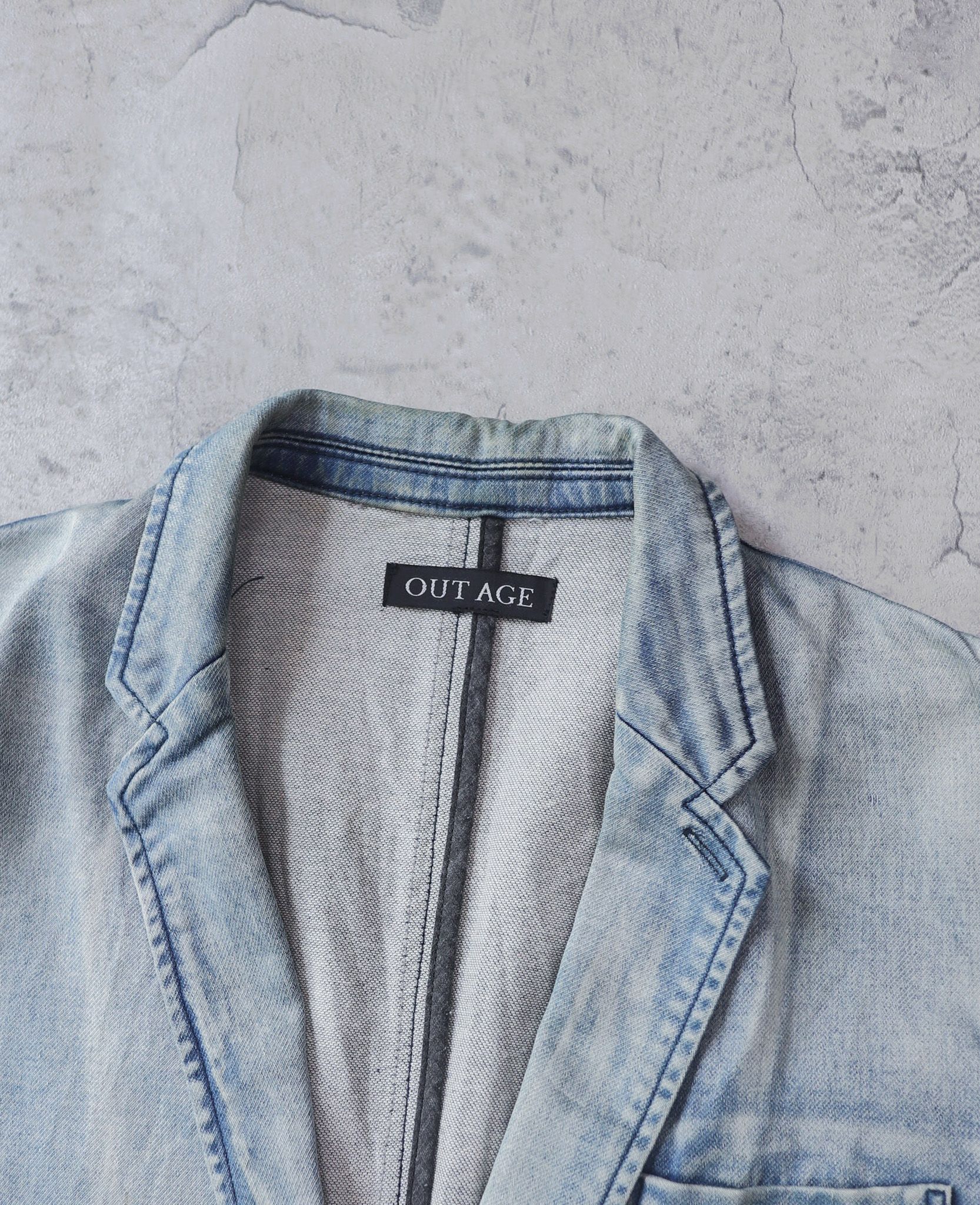 03.31.24 - VTG DENIM BLAZER JACKET - OUT AGE