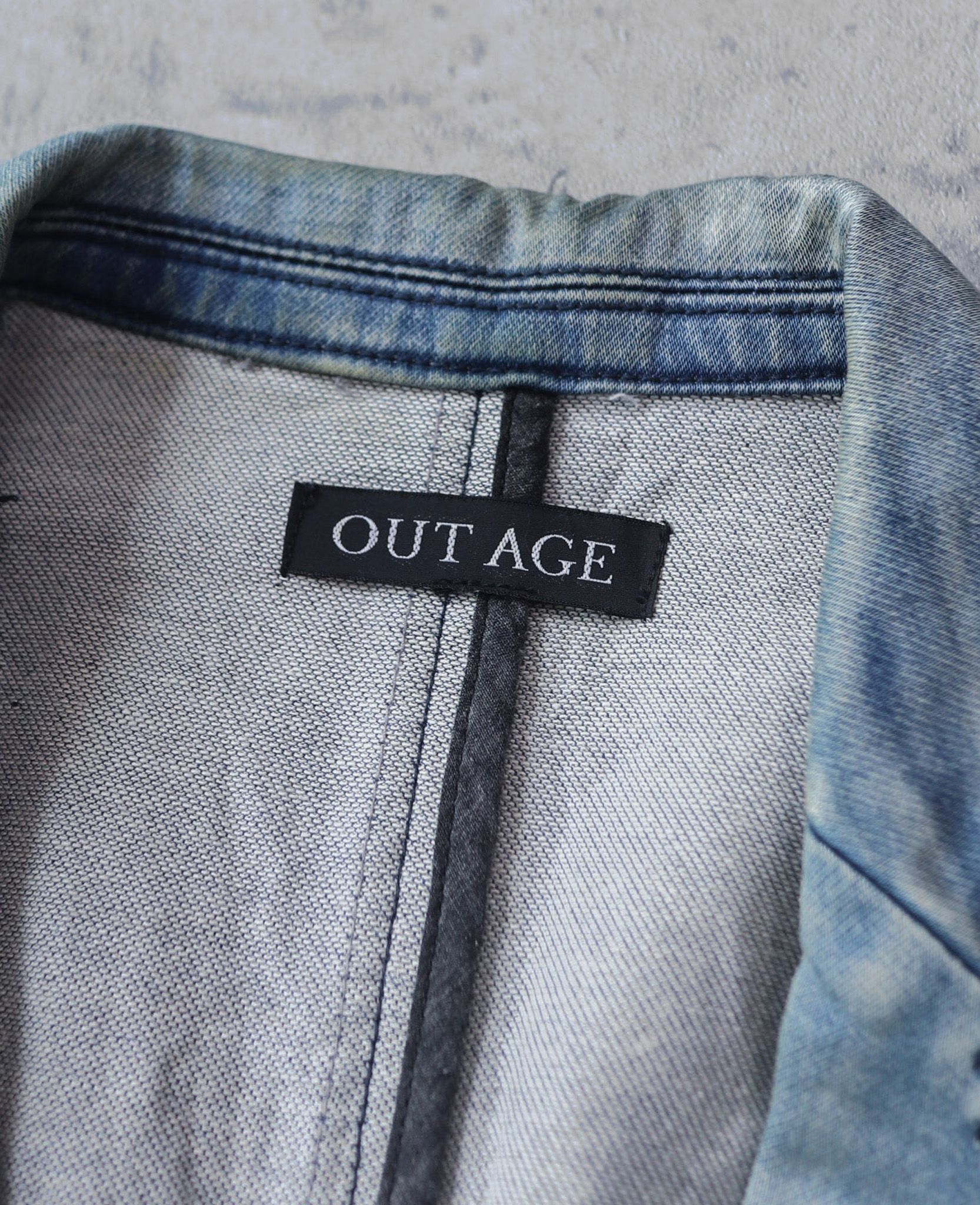 03.31.24 - VTG DENIM BLAZER JACKET - OUT AGE