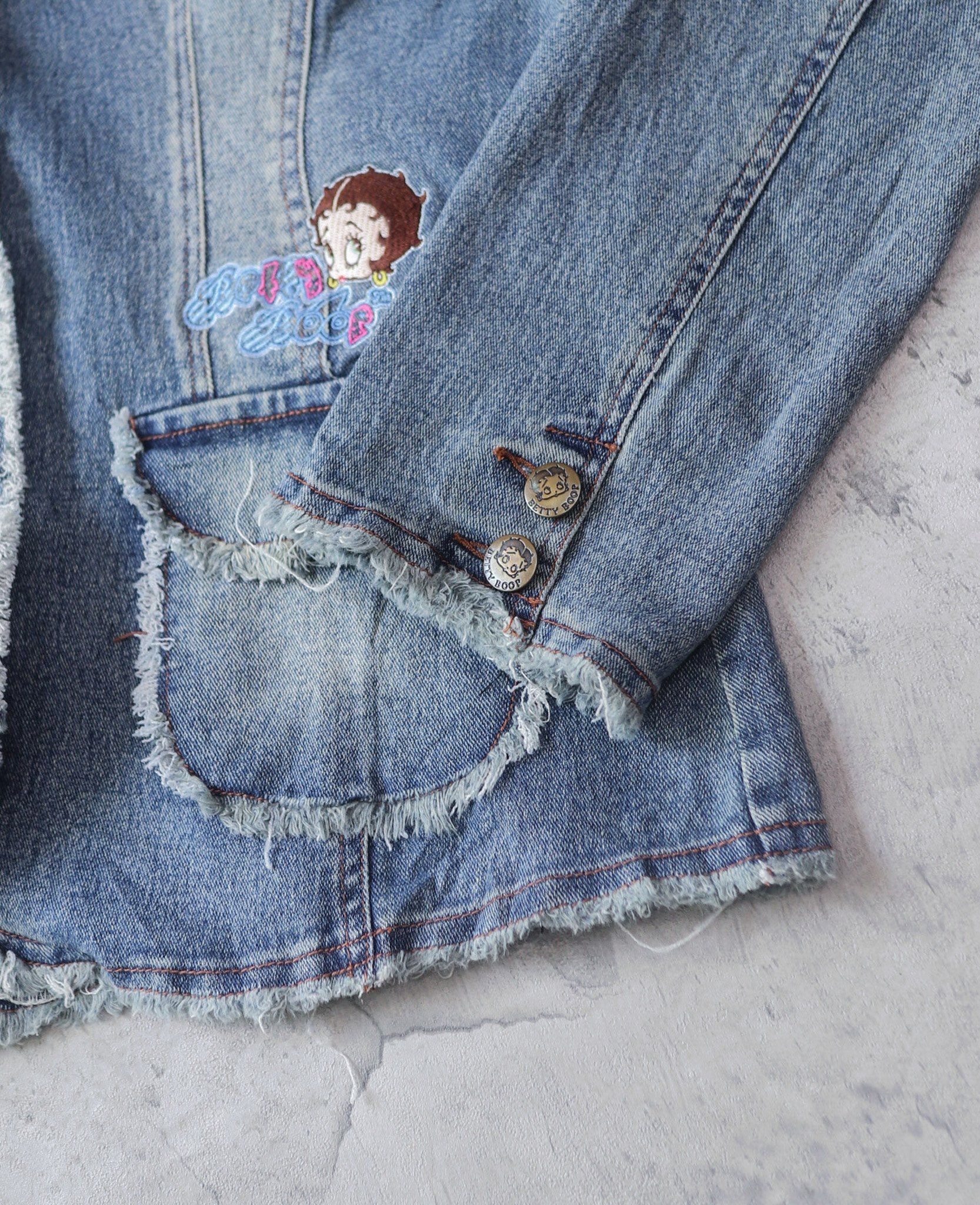 03.31.24 - VTG DENIM BLAZER JACKET - BETTY BOOP 2003