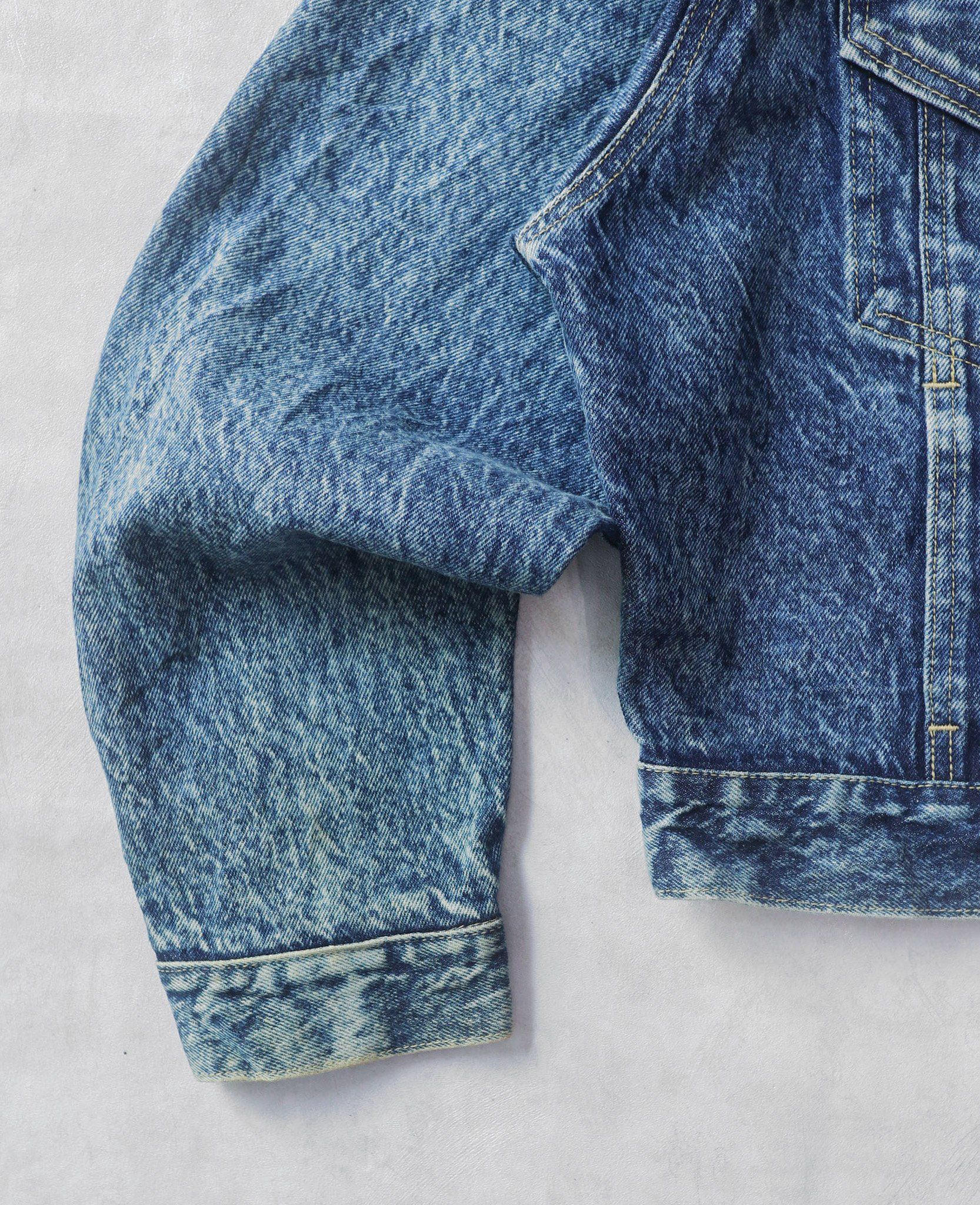 04.28.24 - VTG CROPPED DENIM JACKET - CORON 90s
