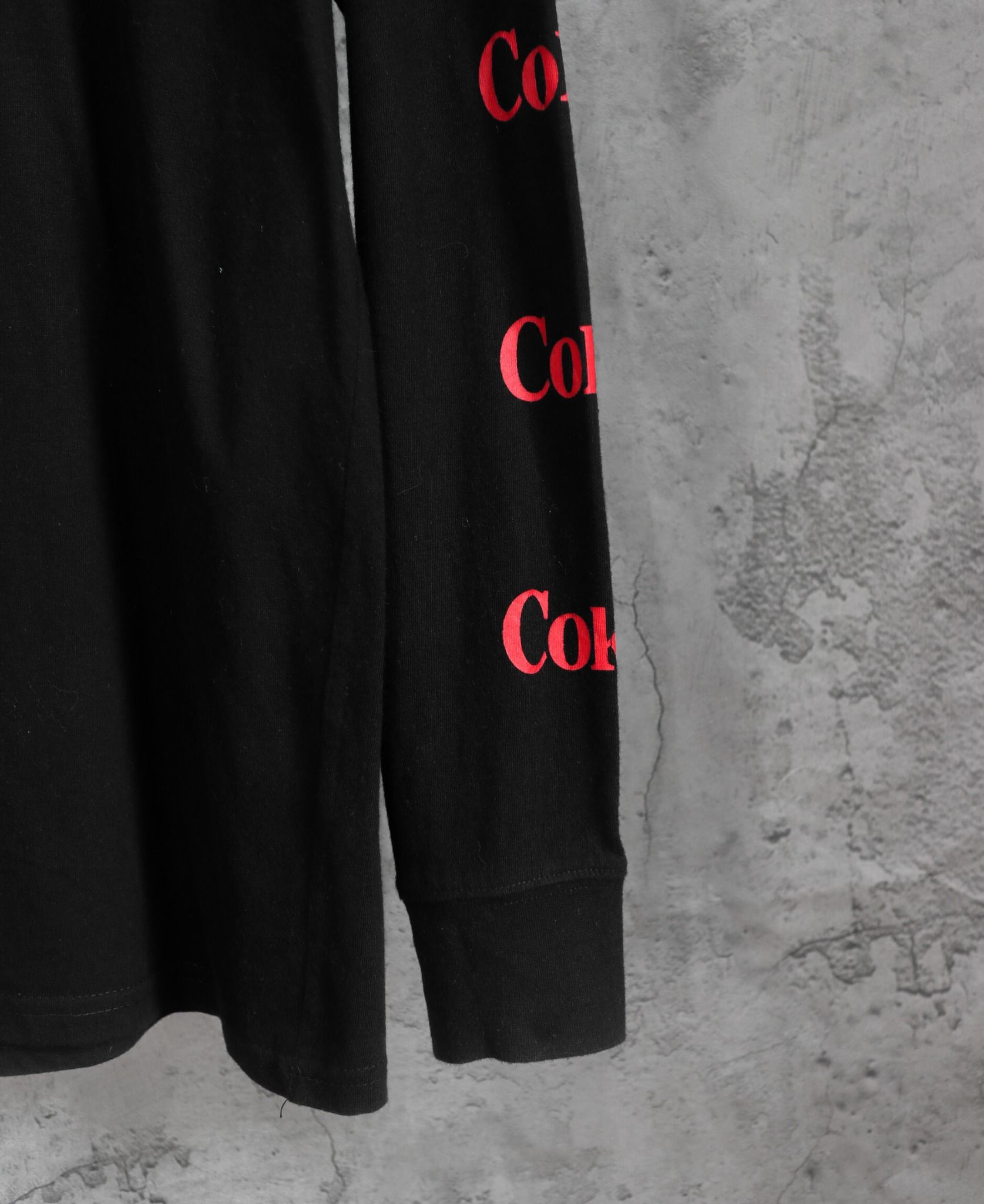 11.21.23 - VTG LONGSLEEVE SHIRT - COTTON ON X COCA-COLA 2018