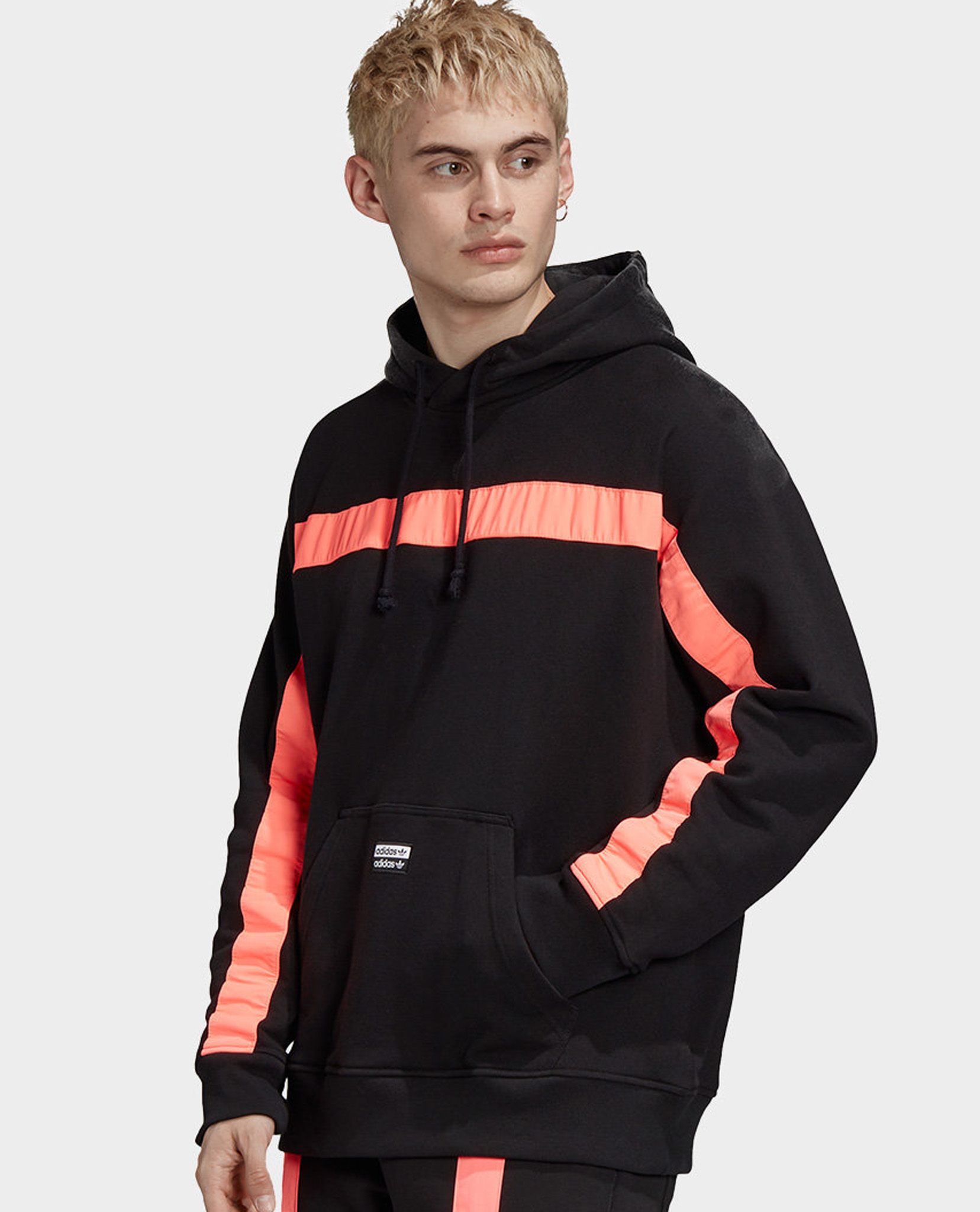 02.14.23 - VTG PULLOVER HOODIE - ADIDAS