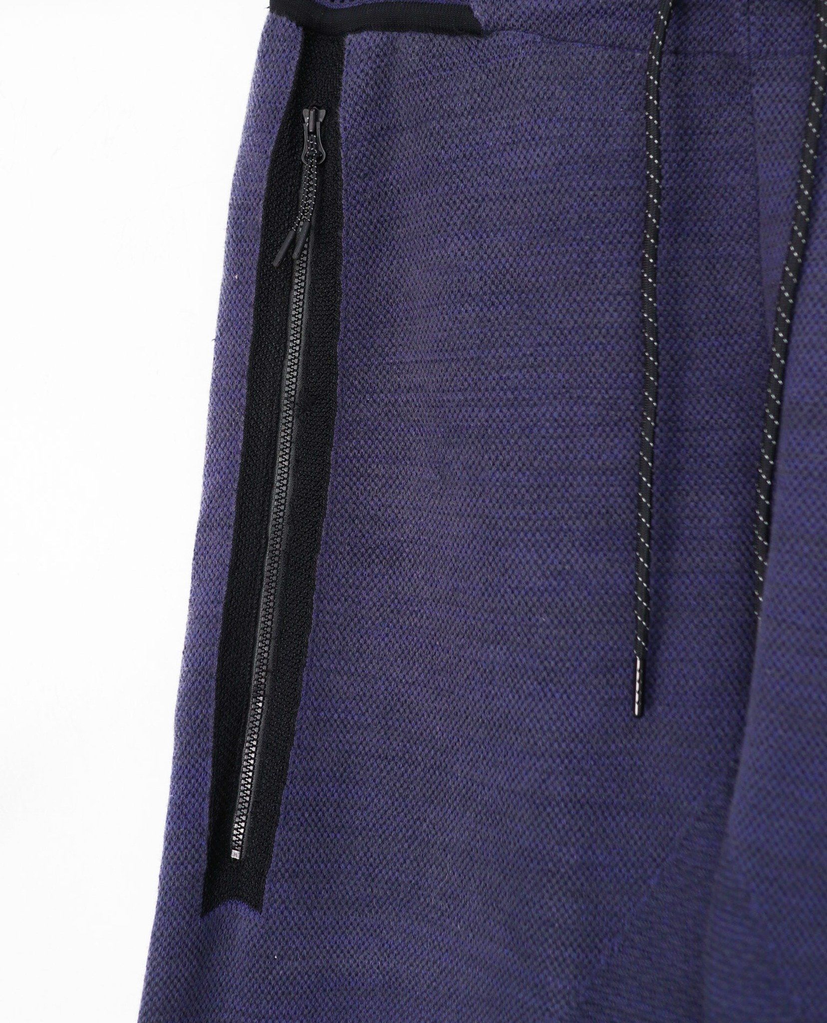 10.17.22 - VTG KNIT JOGGER PANTS - NIKE