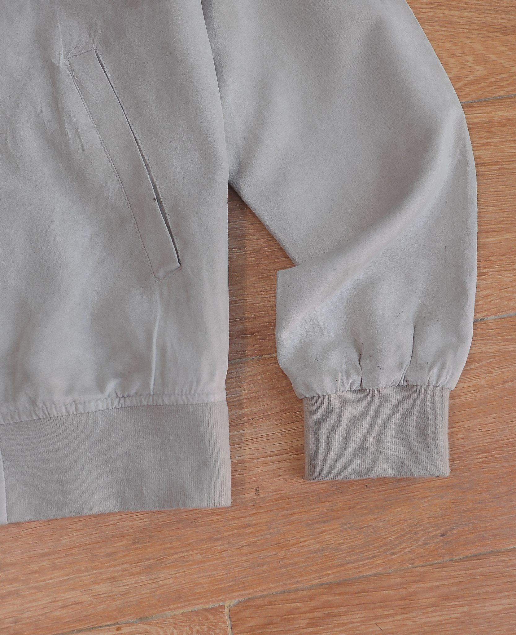 10.20.24 - VTG SUEDE BOMBER JACKET - AGENT
