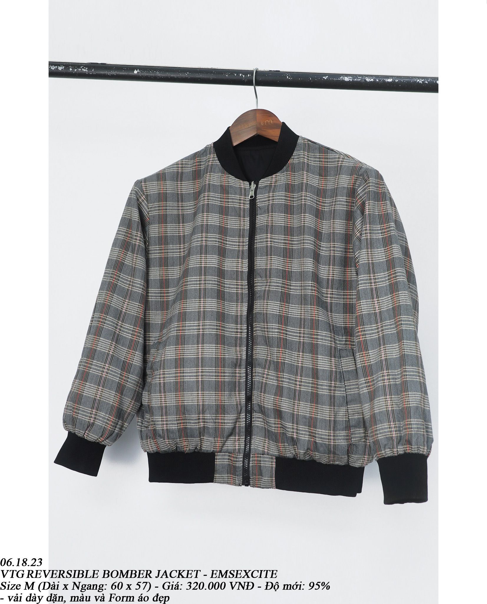 06.18.23 - VTG REVERSIBLE BOMBER JACKET - EMSEXCITE